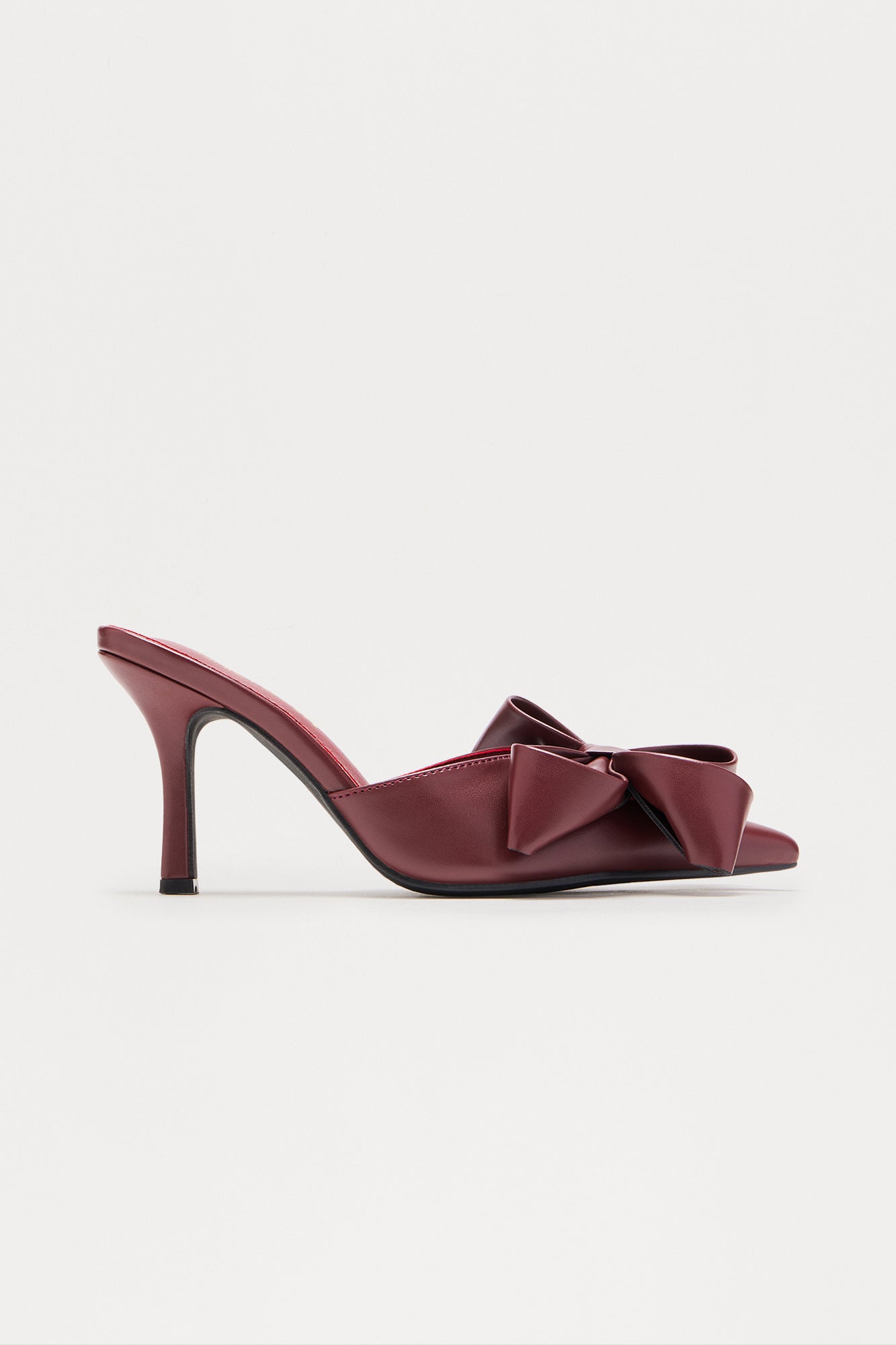 Shia Bow Pumps - Burgundy