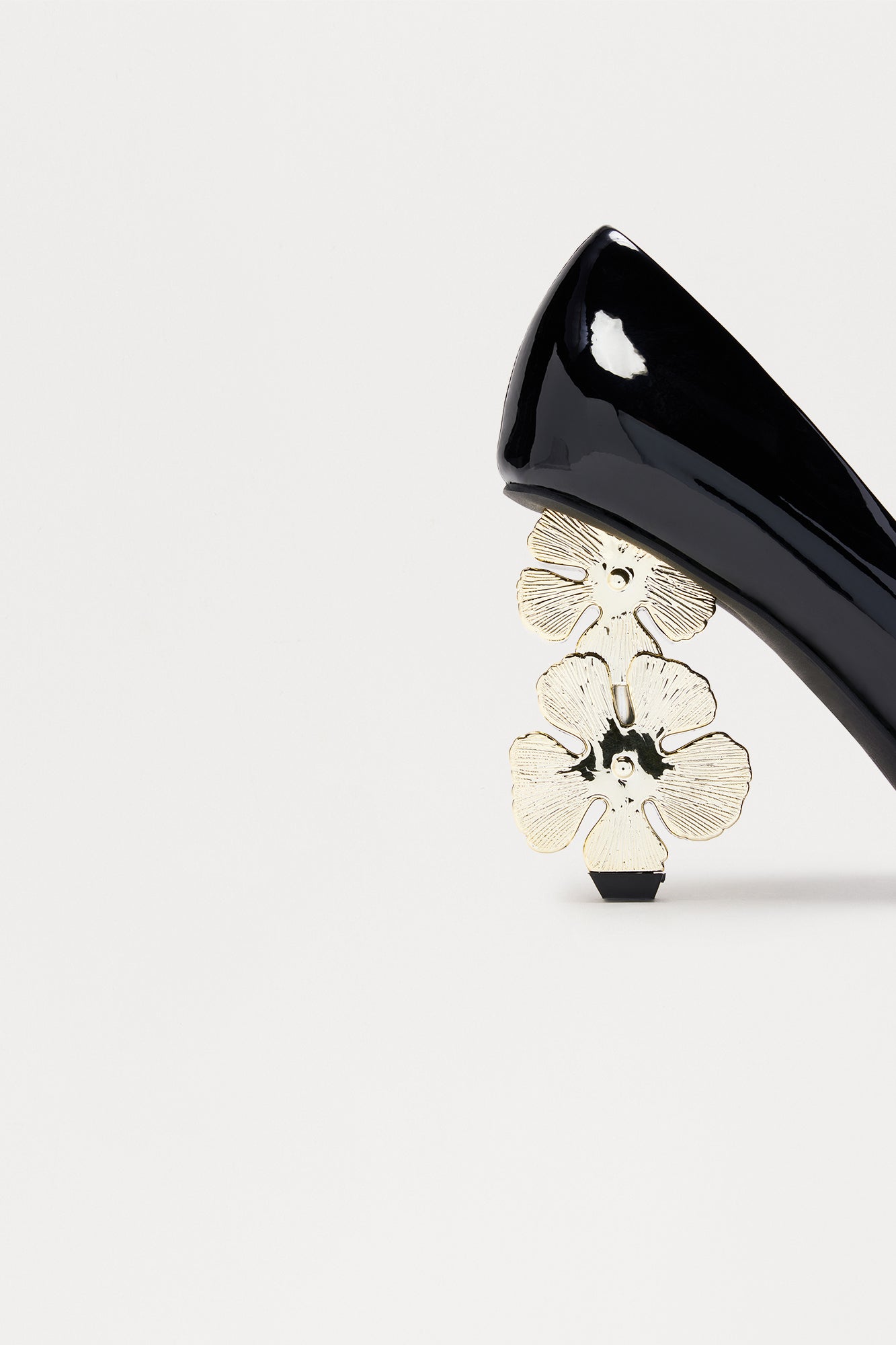 Vala Flower Faux Patent Pumps - Black