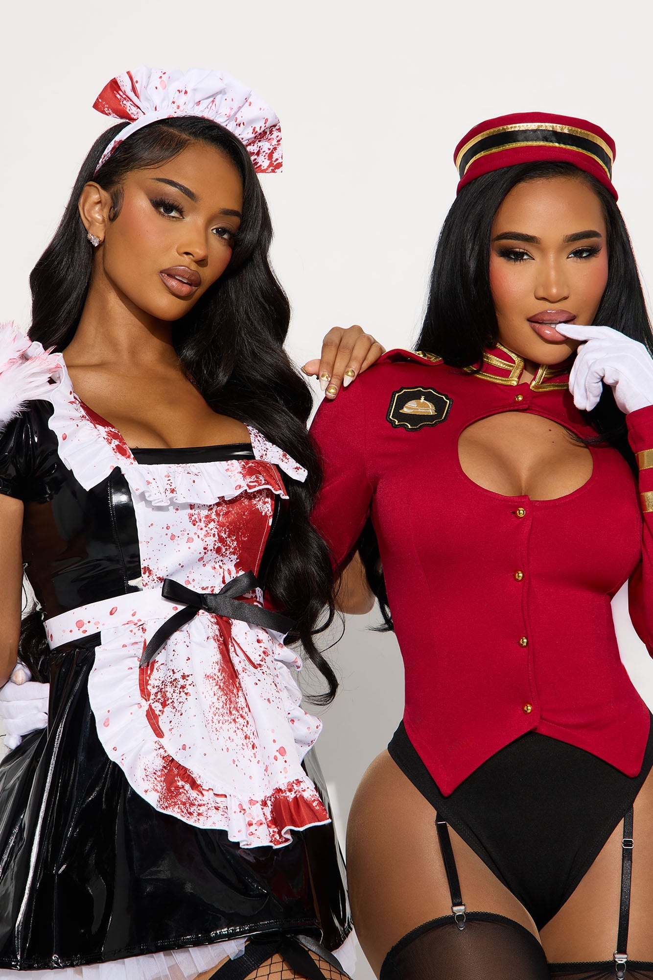 Hotel Of Terror 5 Piece Costume Set - Burgundy