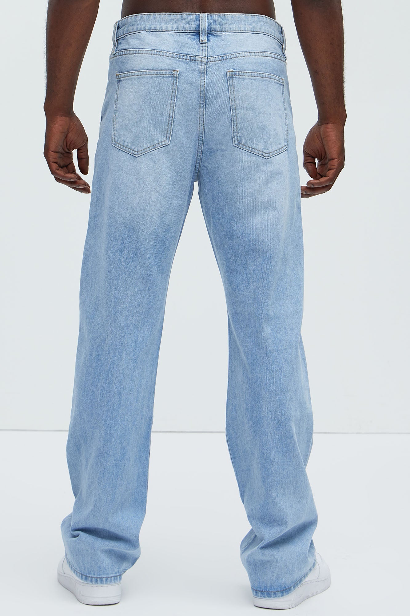 Lava Flow Straight Jeans - Light Wash