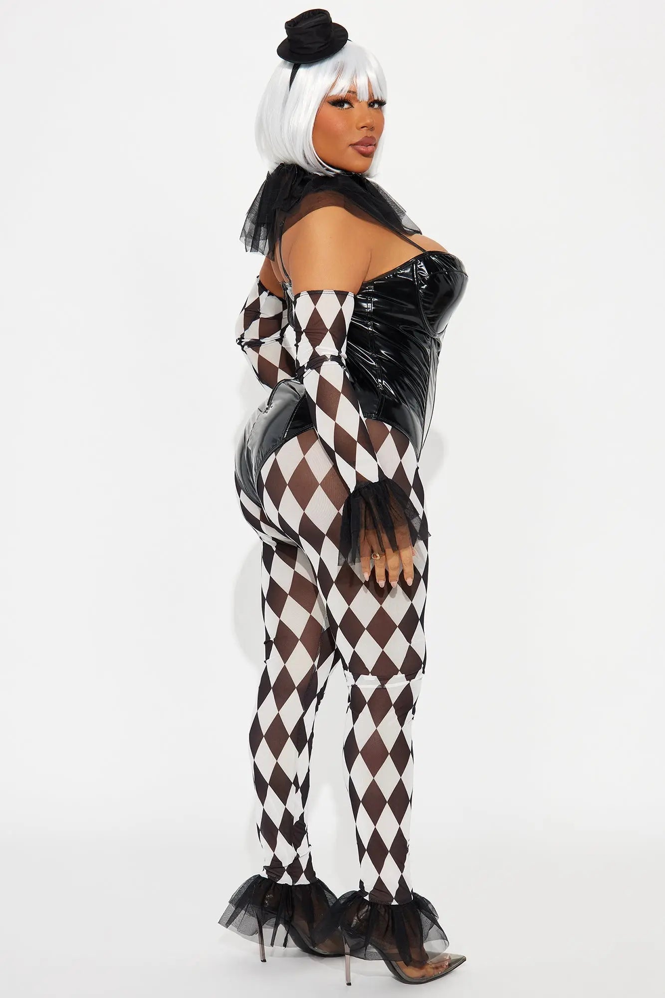 Captivating Clown 6 Piece Costume Set - Black/White 