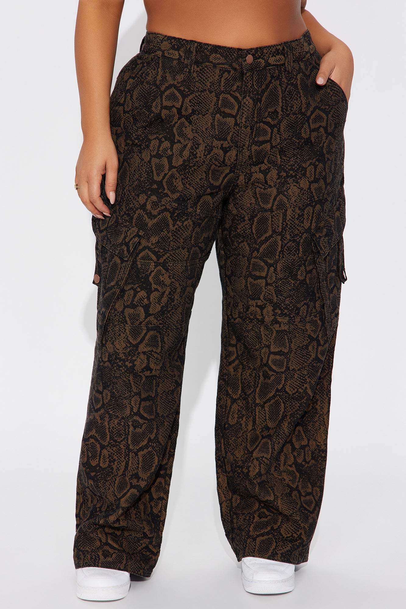 Bite Back Cargo Straight Leg Jeans - Brown/combo