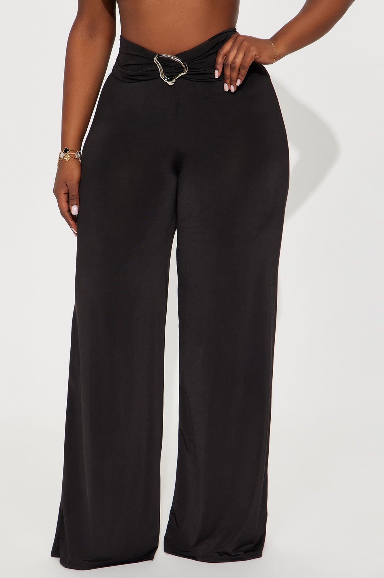 Spoiled Diva Low Rise Wide Leg Ruched Pant 33 - Black