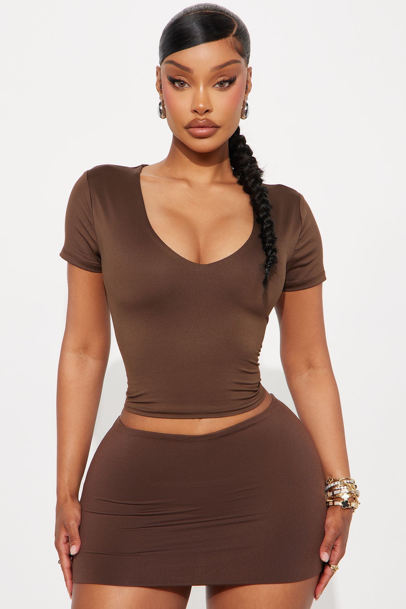 Smooth Double Lined Short Sleeve V Neck Baby Tee - Brown