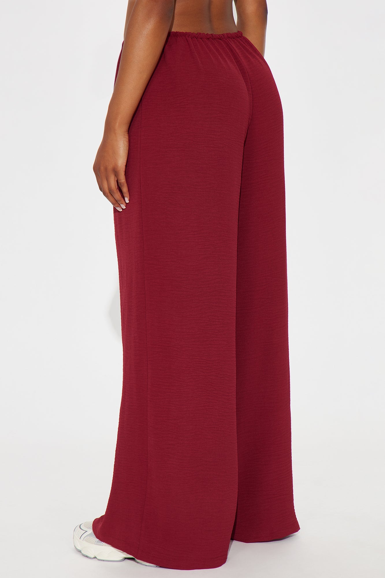 Running Errands Wide Leg Pant 32″ - Burgundy