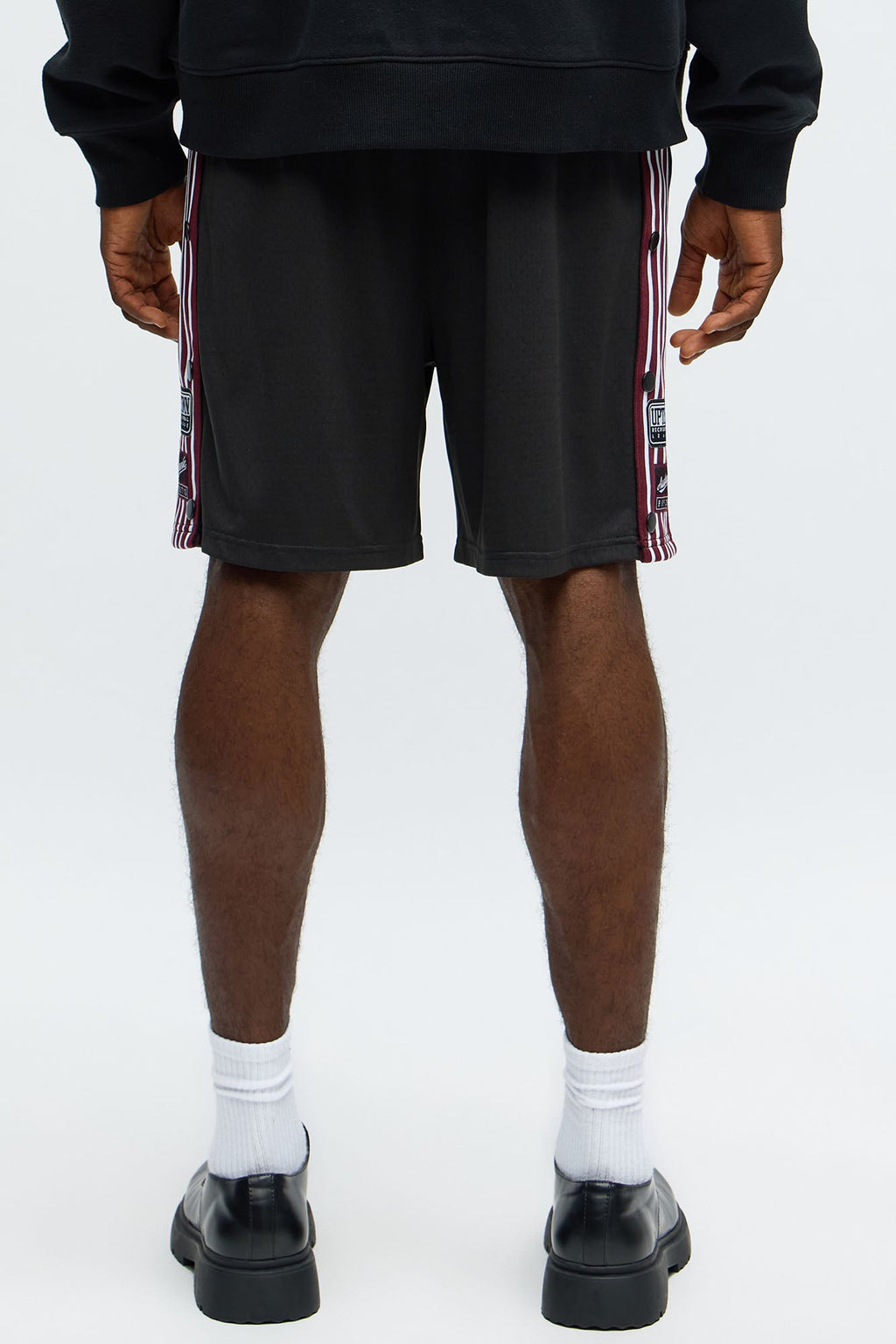 Relaxed H Button Short - Black