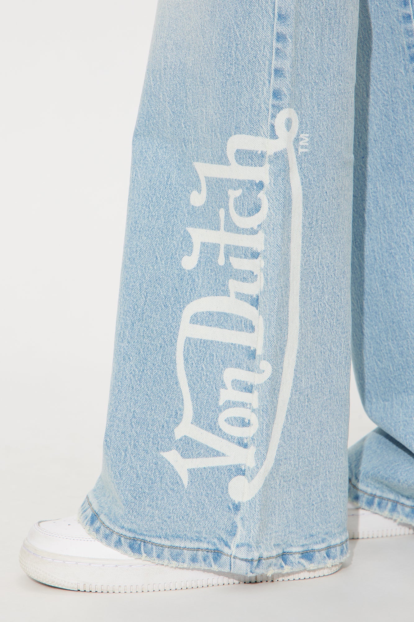 Von Dutch Patches Low Rise Flare Jeans - Light Wash