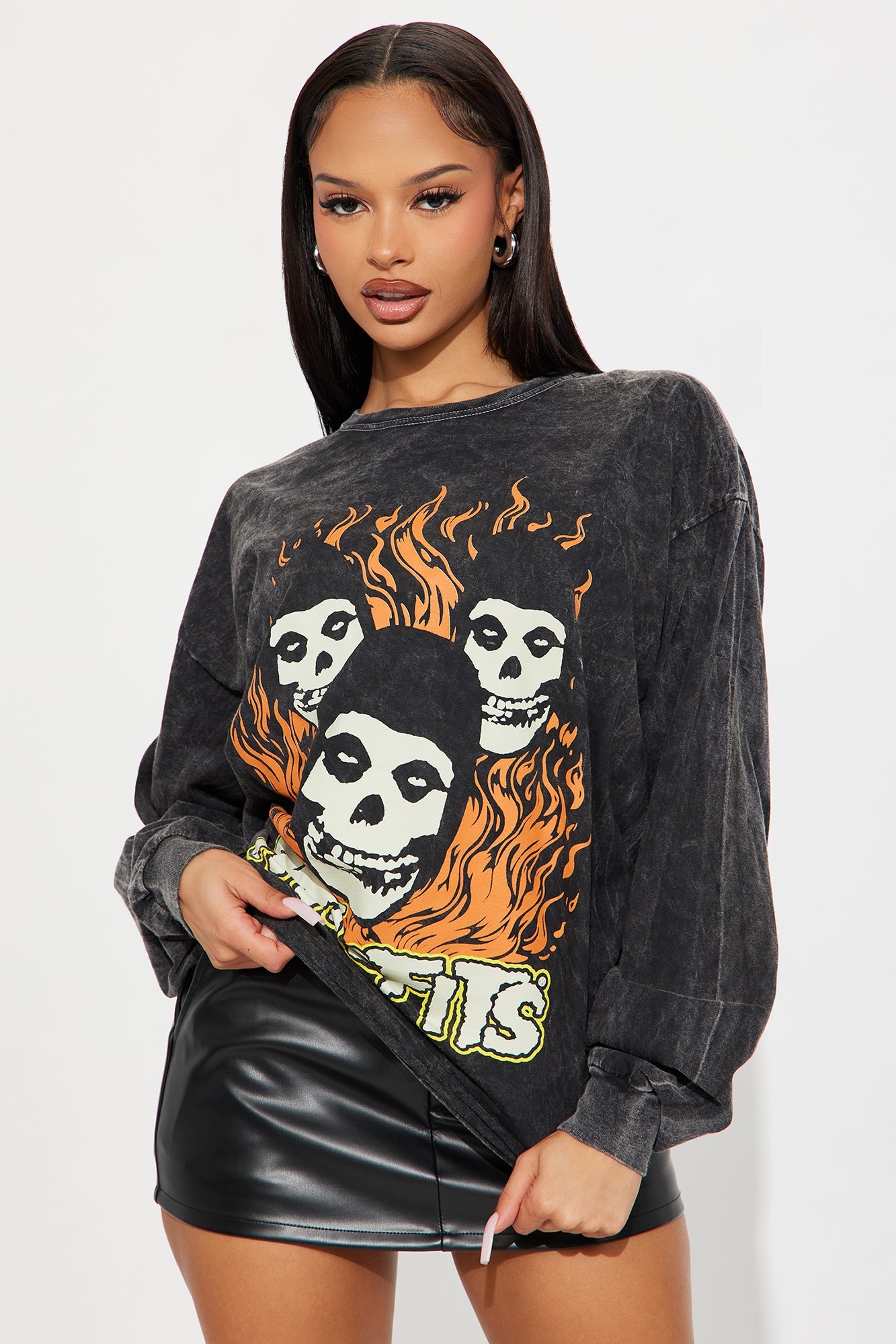 Misfits Flames Long Sleeve Washed Tee - Black