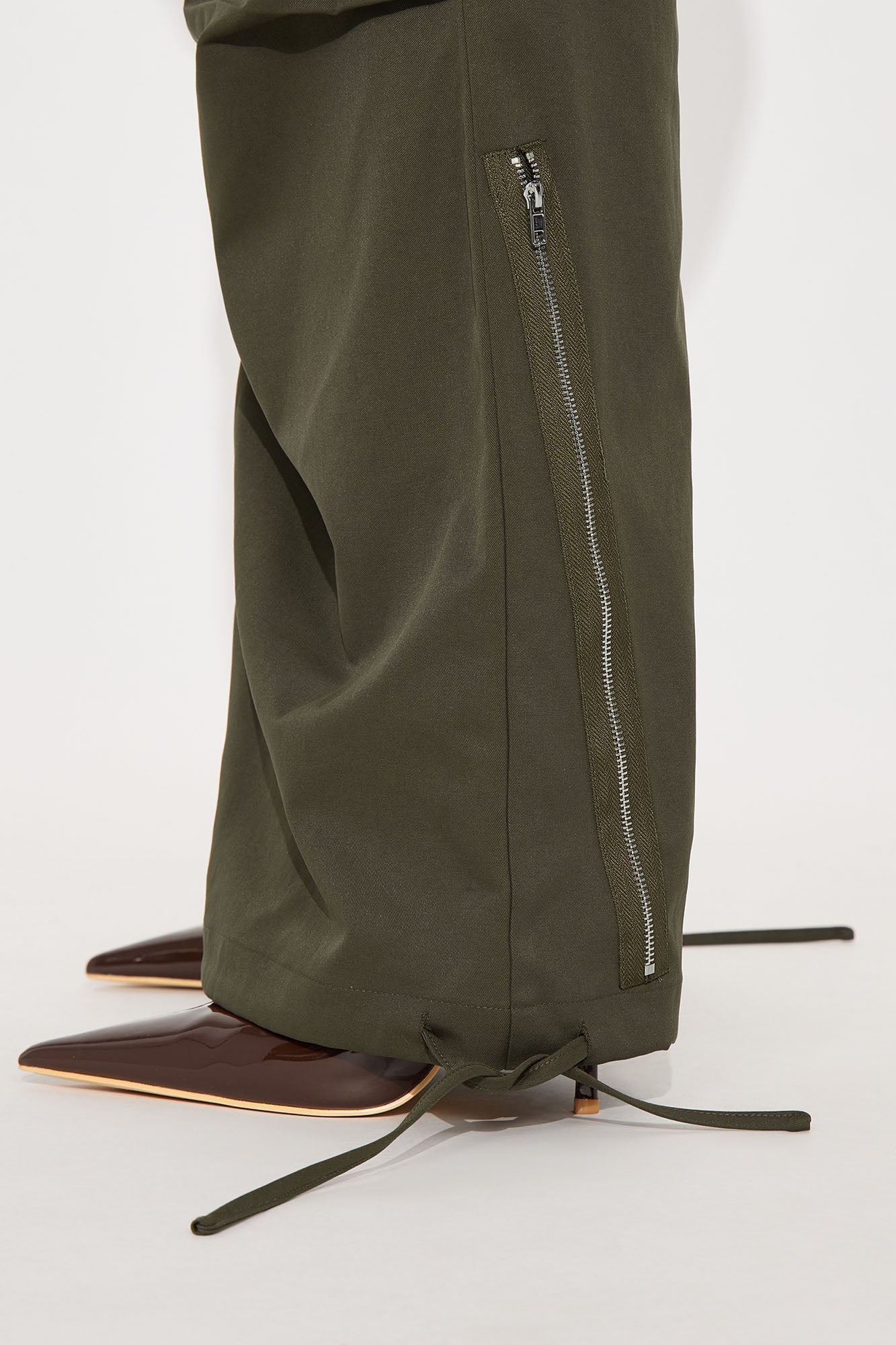 Break The Routine Cargo Jogger Pants - Dark Olive