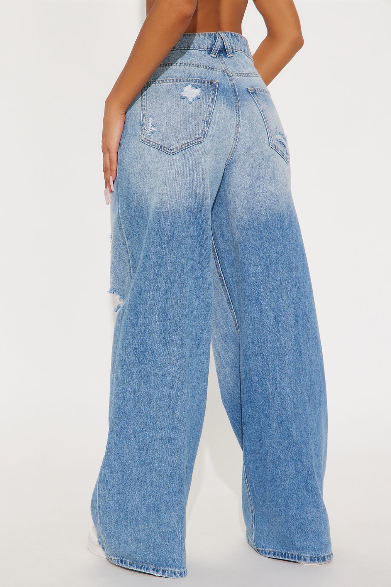 On Holiday Ripped Baggy Jeans - Medium Wash