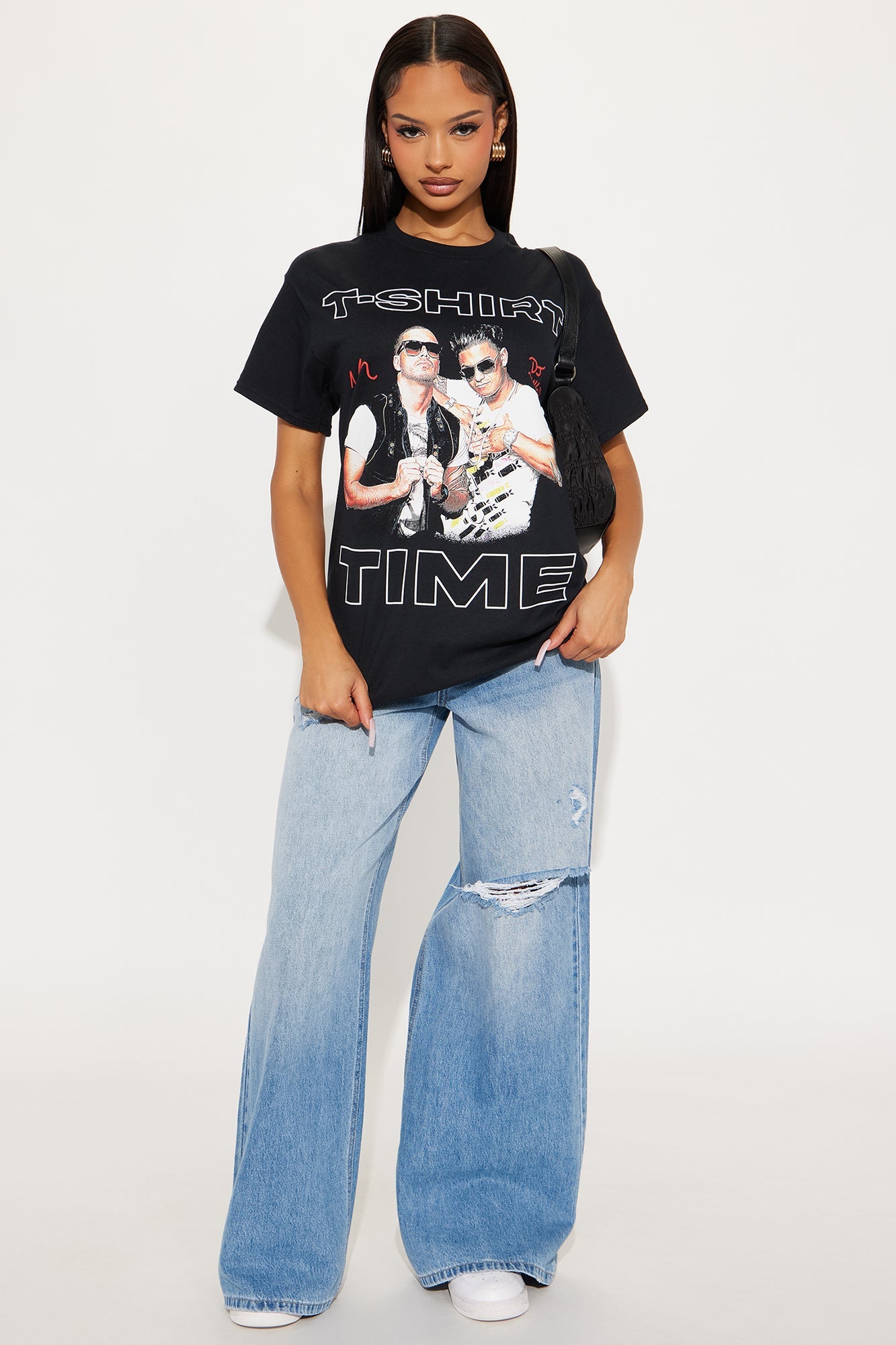 On Holiday Ripped Baggy Jeans - Medium Wash