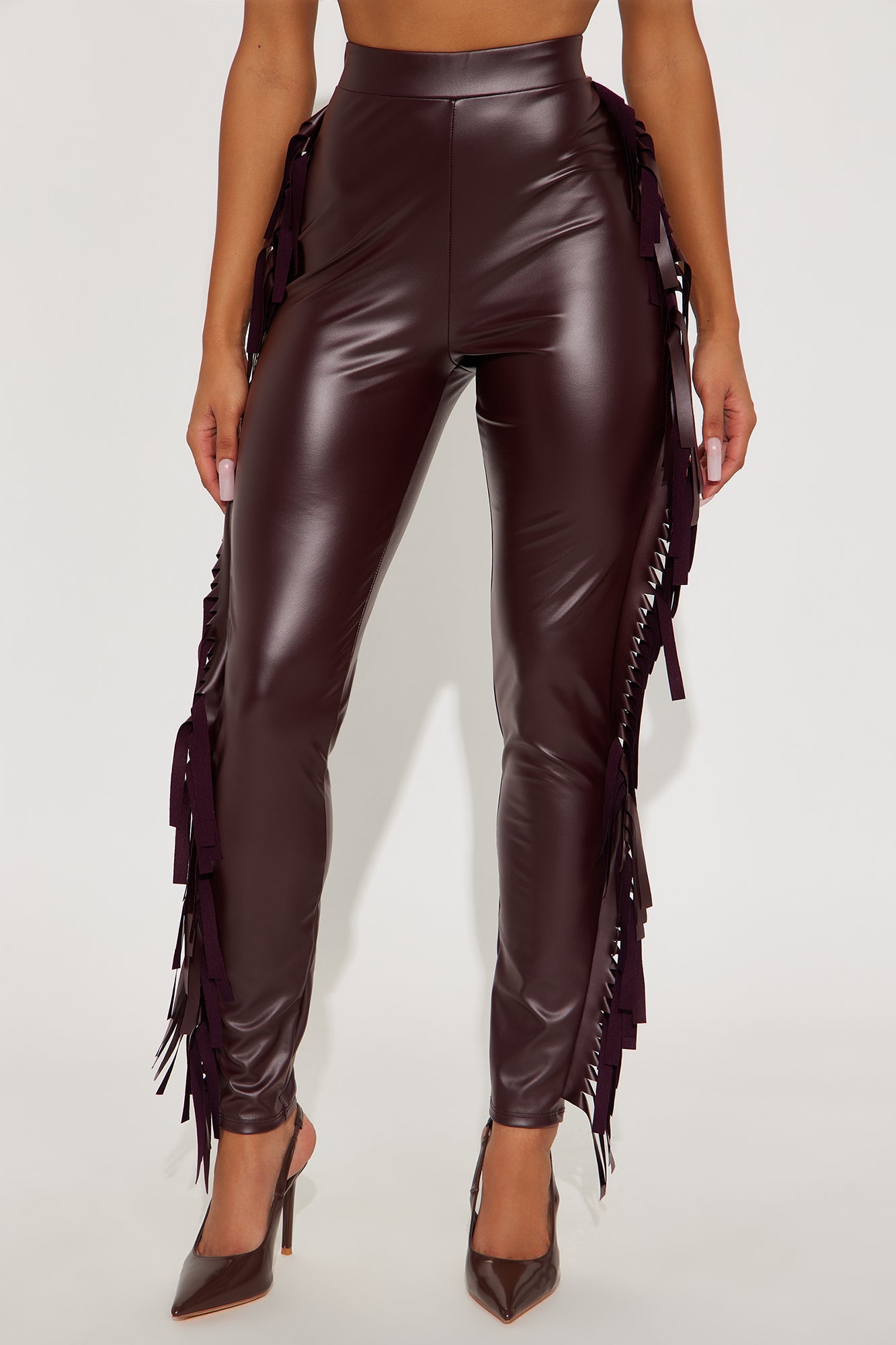 Shaking It Fringe Legging - Burgundy