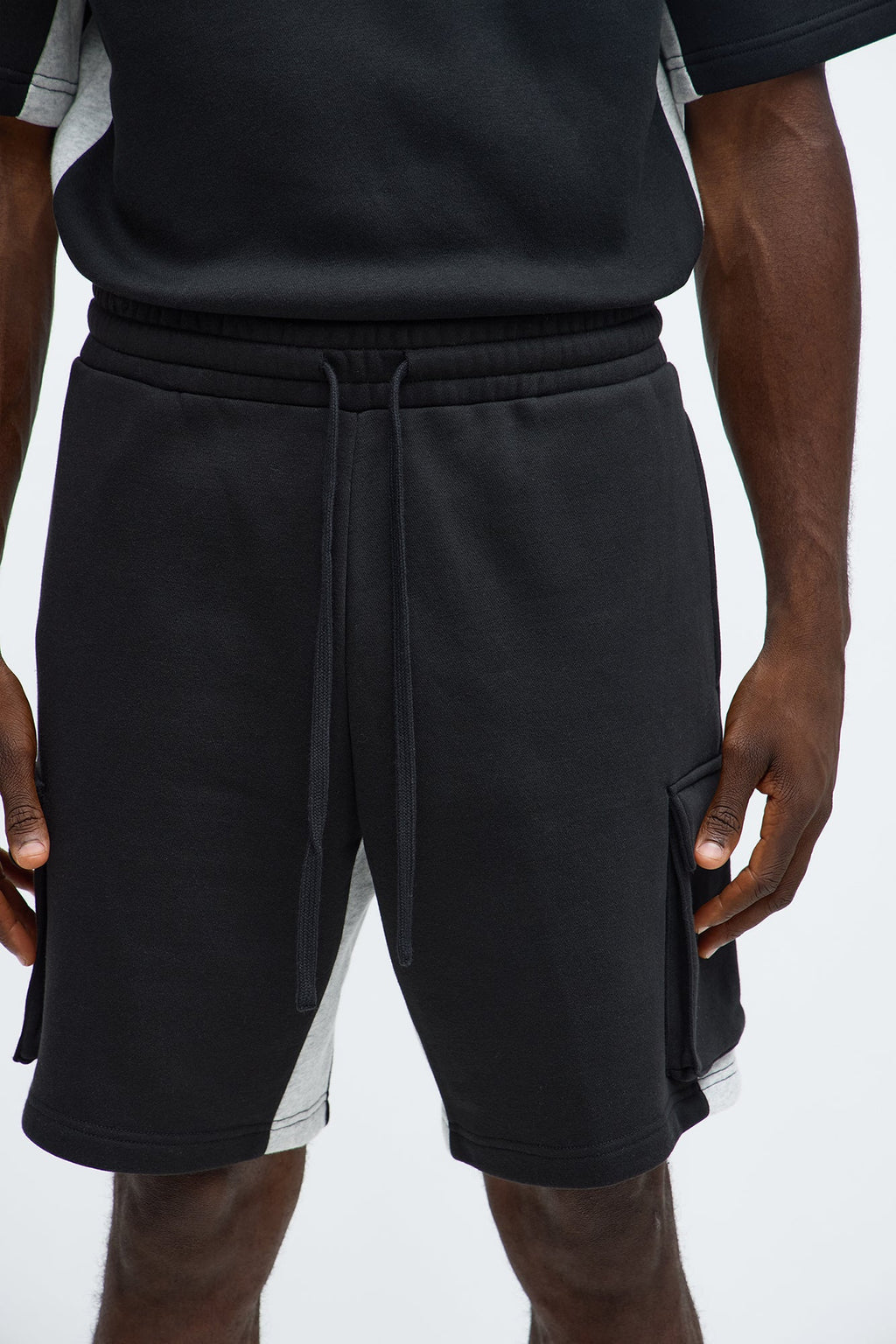 Tyson Relaxed Paneled Cargo Shorts - Black/combo