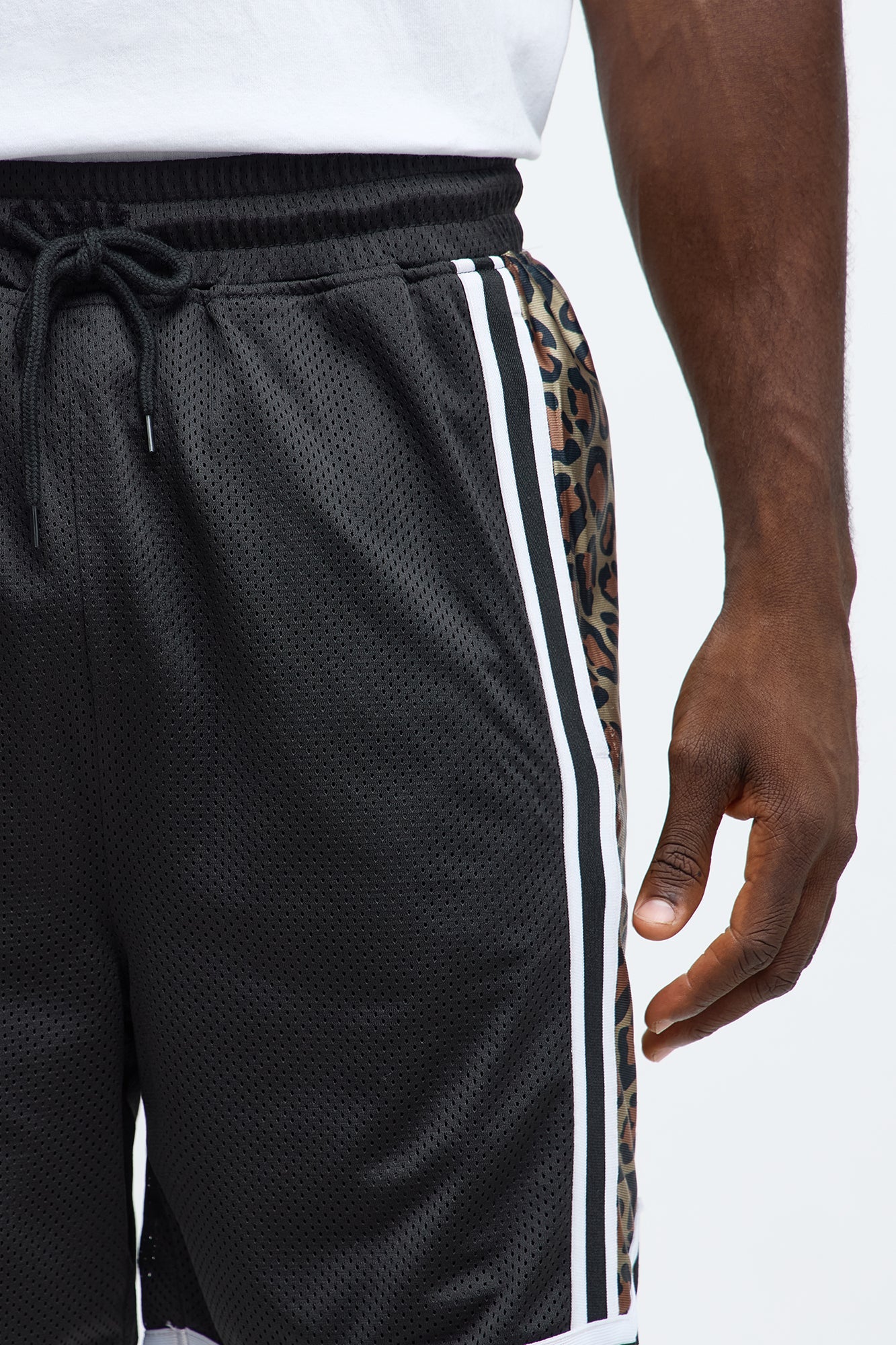 Relaxed Animal Print Panels Shorts - Black