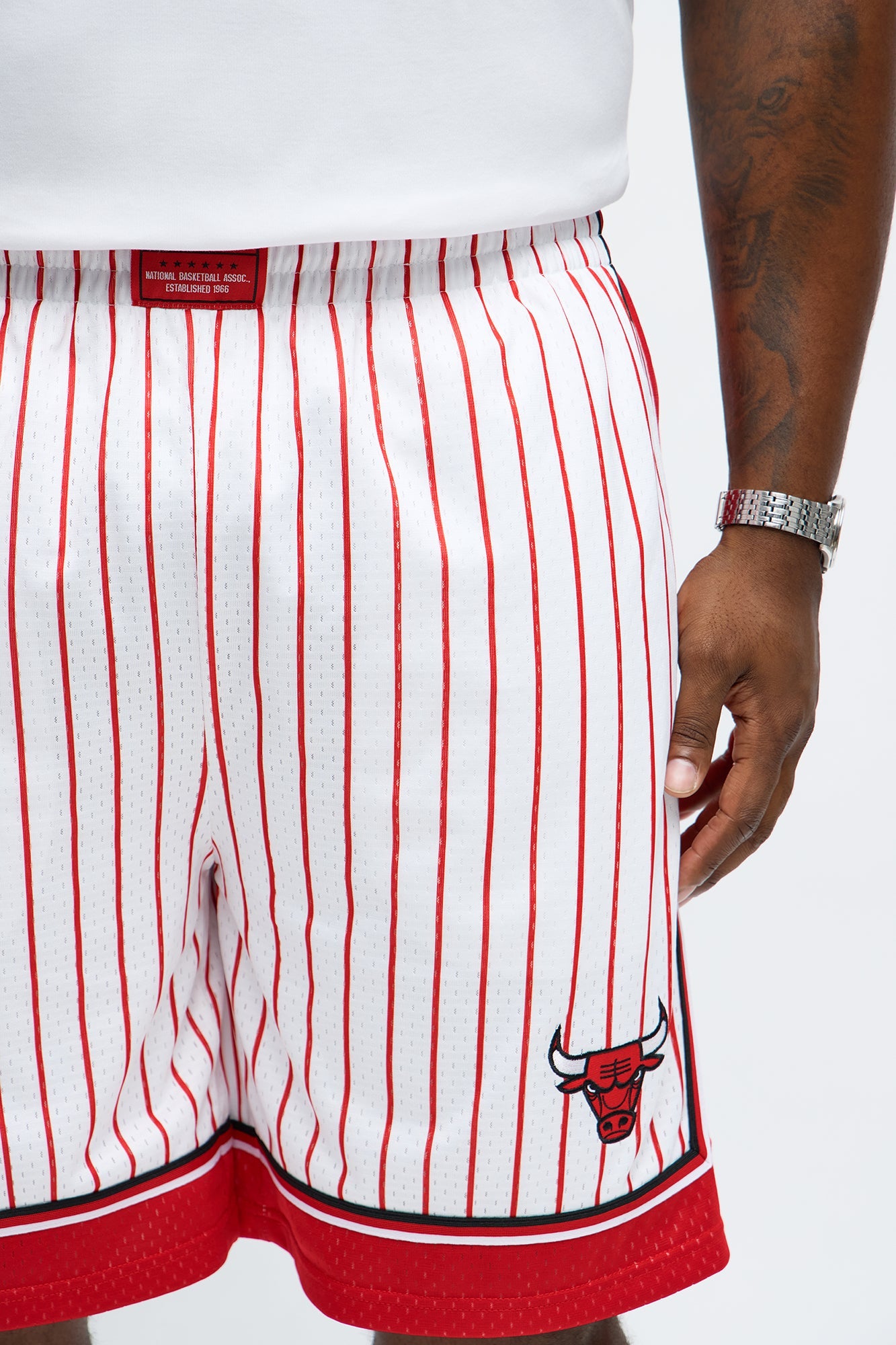 Bulls Relaxed Fit Striped Shorts - Cream