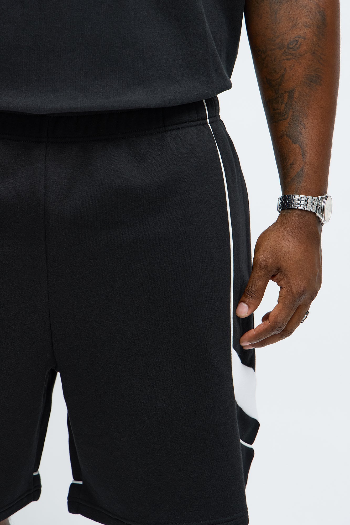 Tyson Relaxed Best Impression Shorts - Black/combo