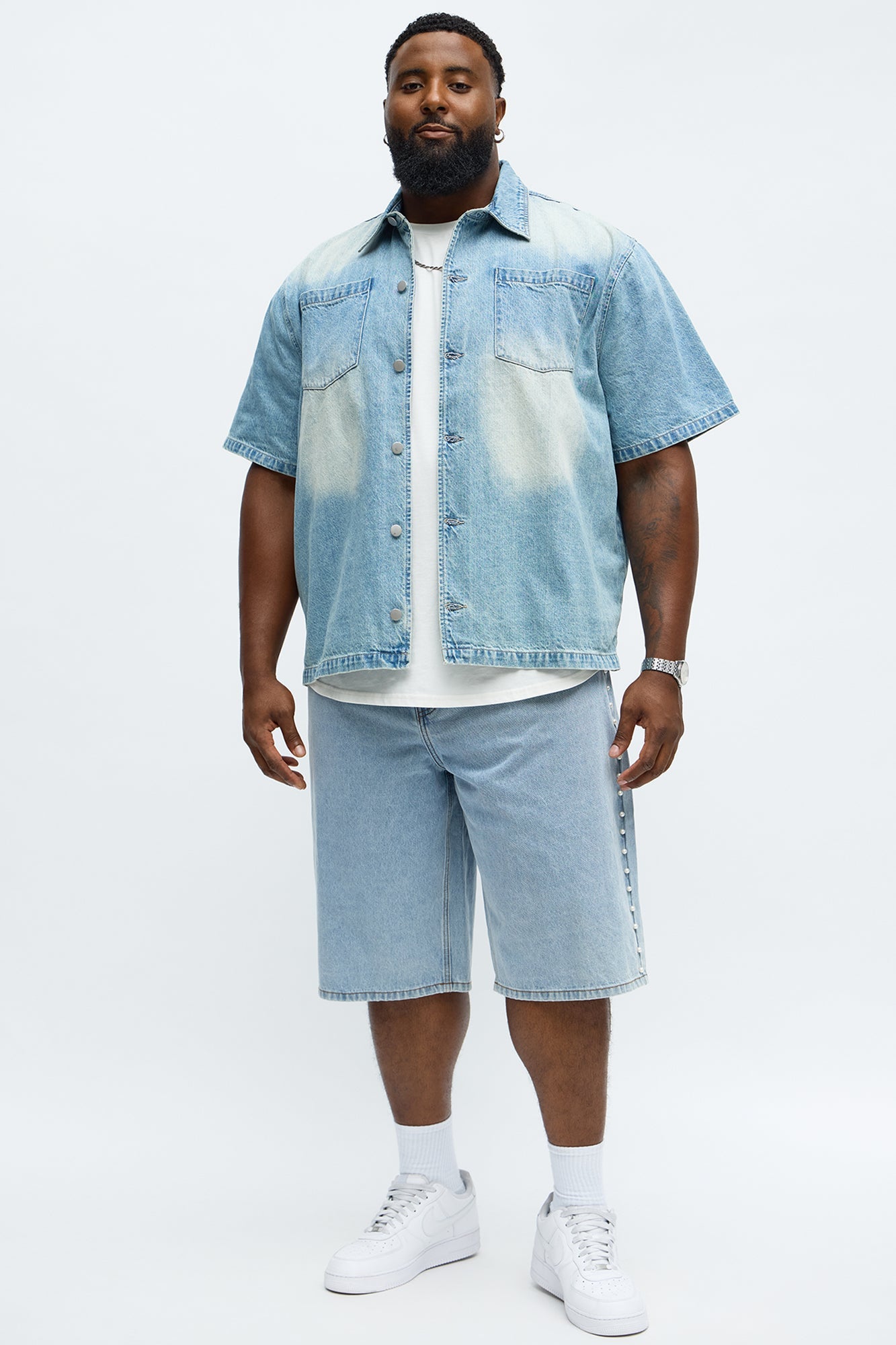 Baggy Pearls Along The Side Denim Short - Light Wash