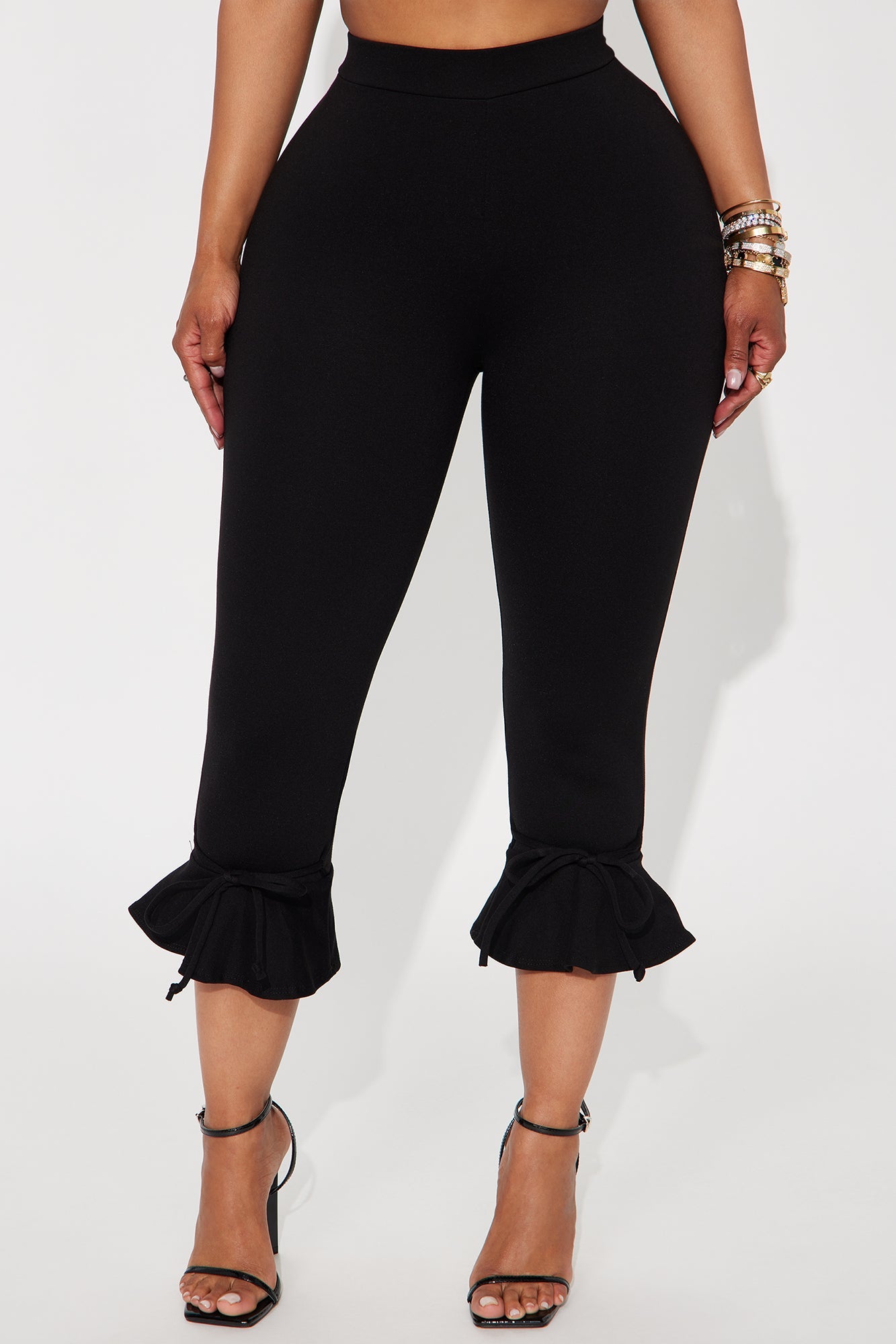 Kasia Ponte Ruffled Capri Legging - Black