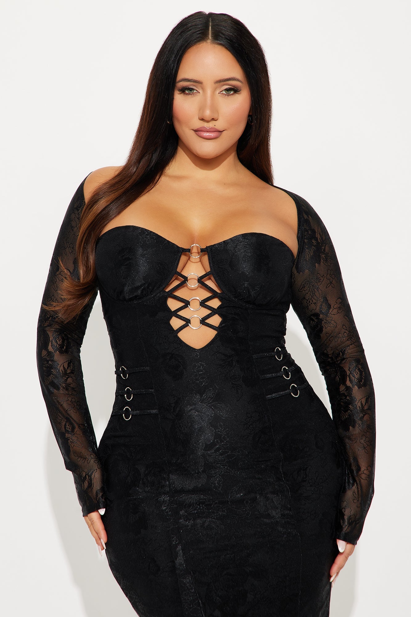 Liliana Lace Long Sleeve Midi Dress - Black