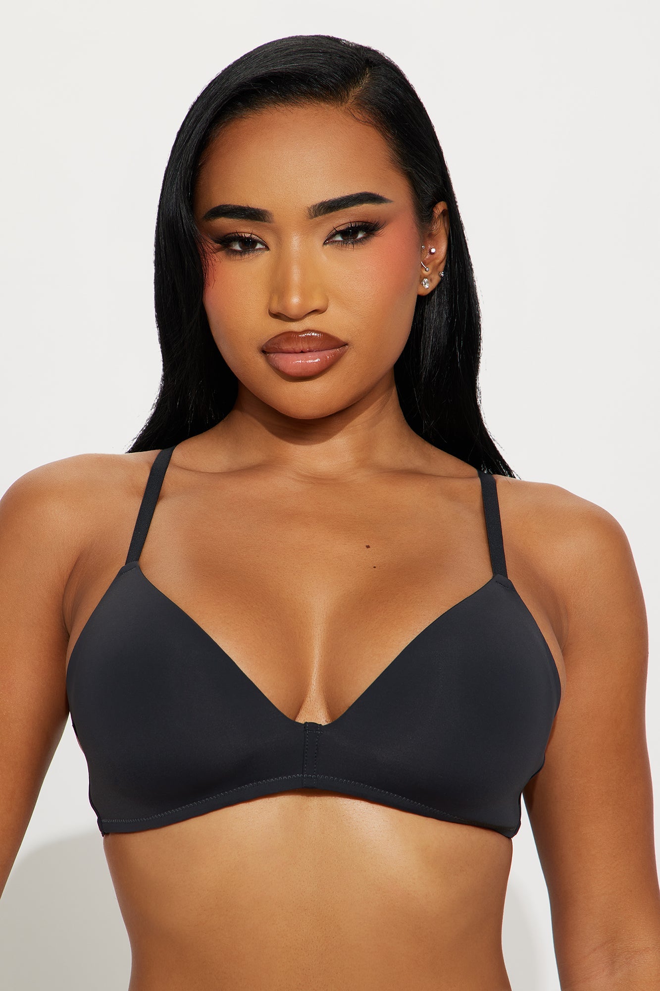 Nova Molded Wireless Bra - Black
