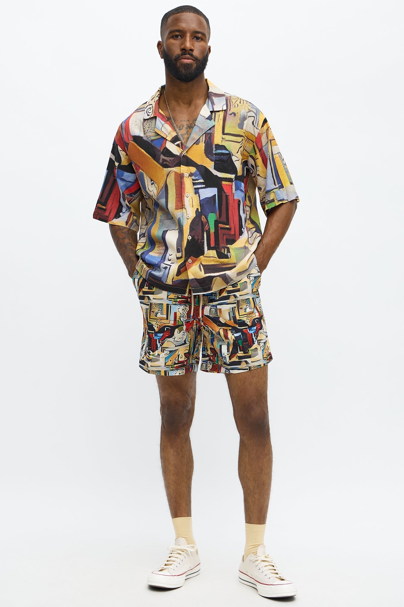 Relaxed Picasso A La Hummingbird  Shorts - Multi Color