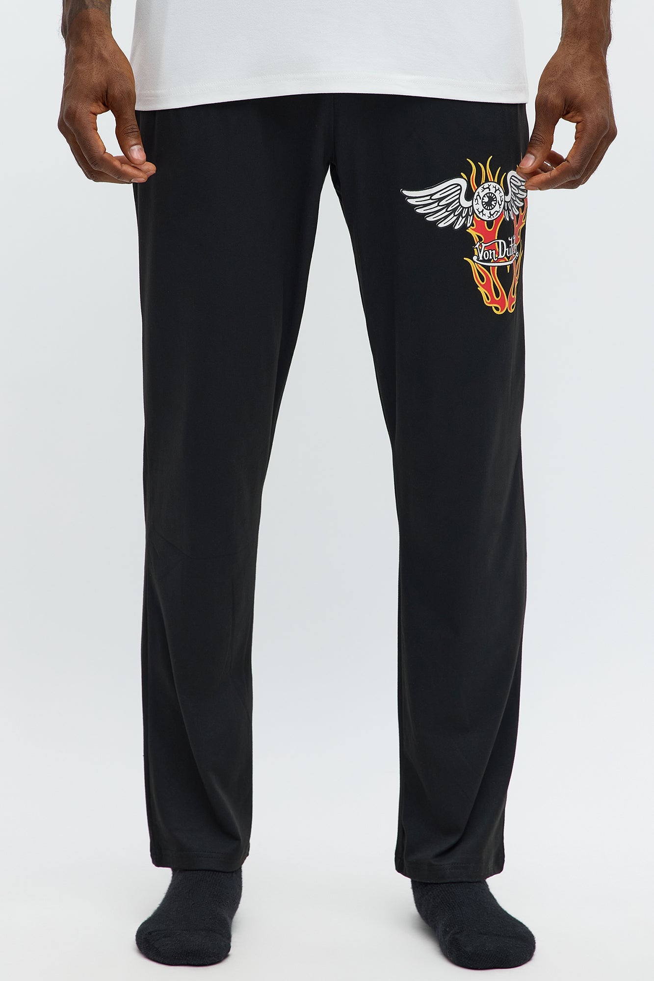 Von Dutch Moto Graphic Lounge Set - Black/White