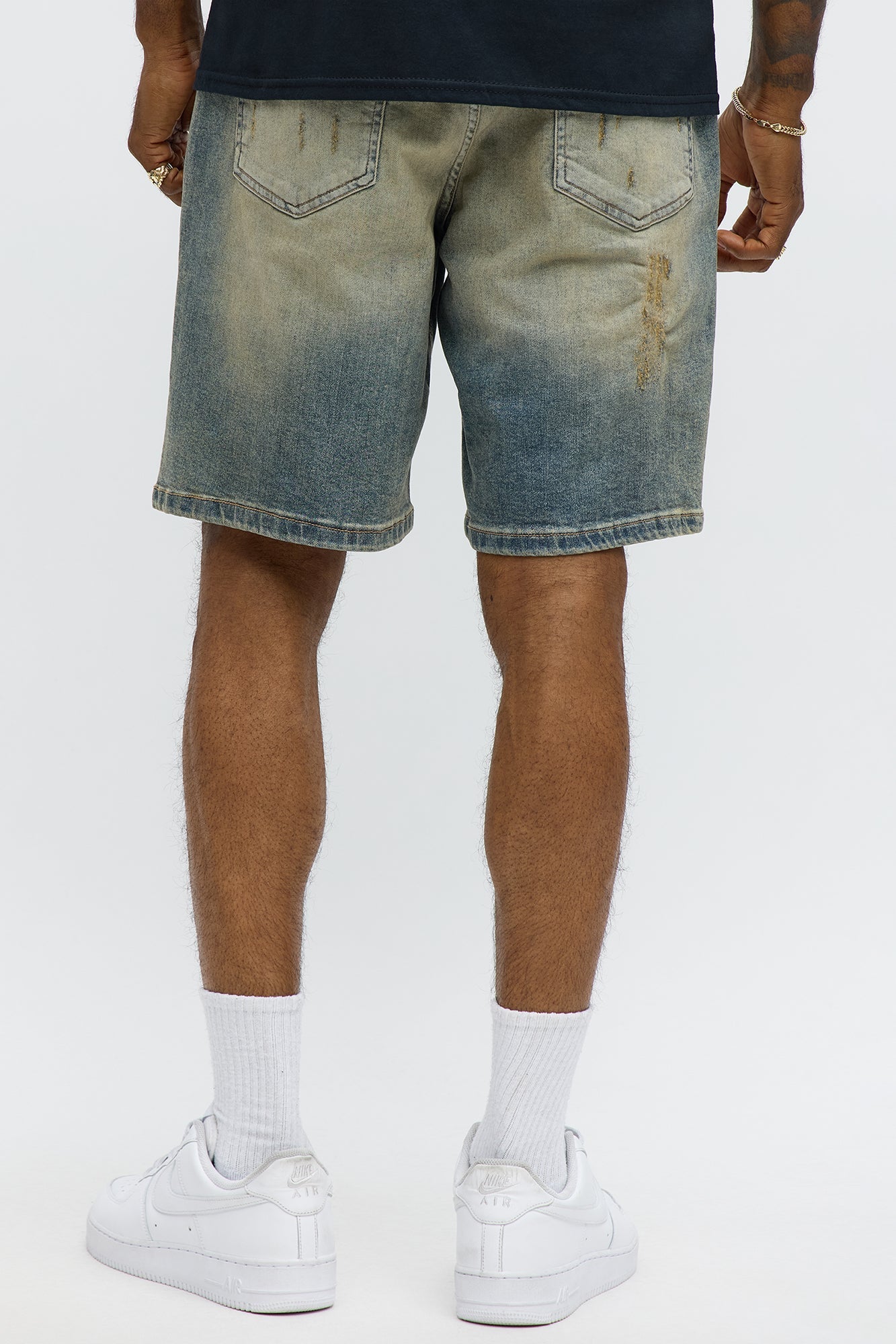 Relaxed Looking Out Ripped And Repair Denim Shorts - Vintage Blue Wash