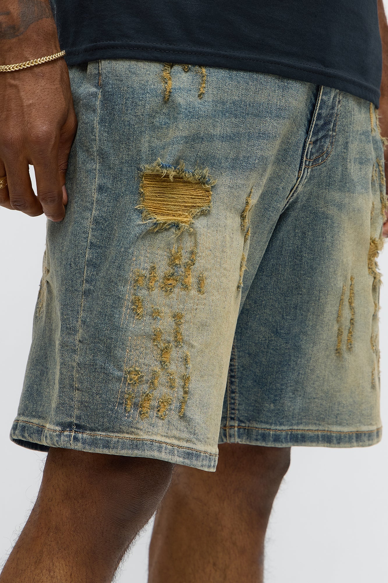 Relaxed Looking Out Ripped And Repair Denim Shorts - Vintage Blue Wash