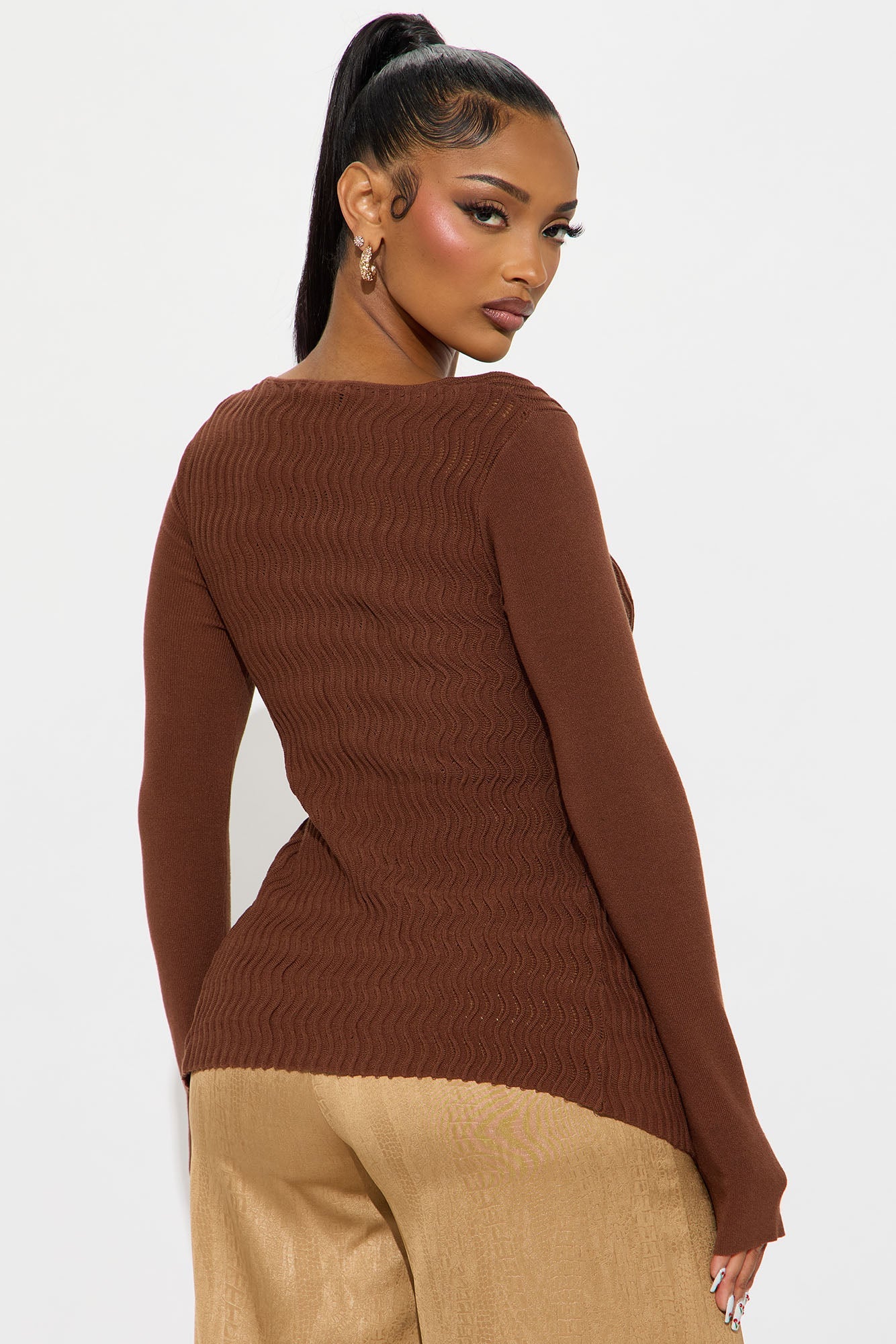 Come My Way Hardware Sweater Top - Chocolate