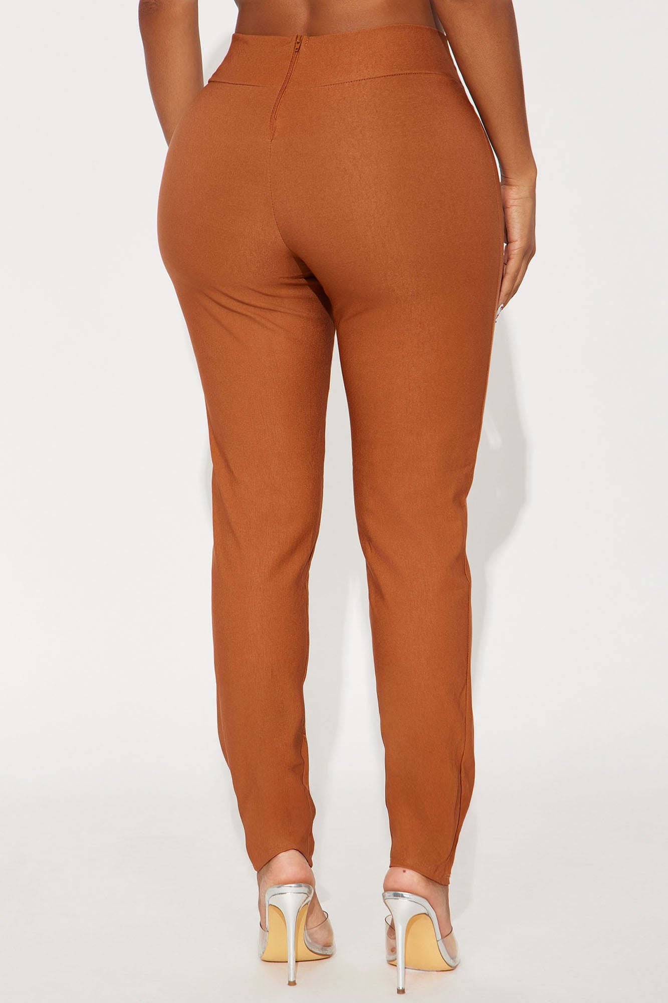 No Comparison Millennium Skinny Pant - Camel