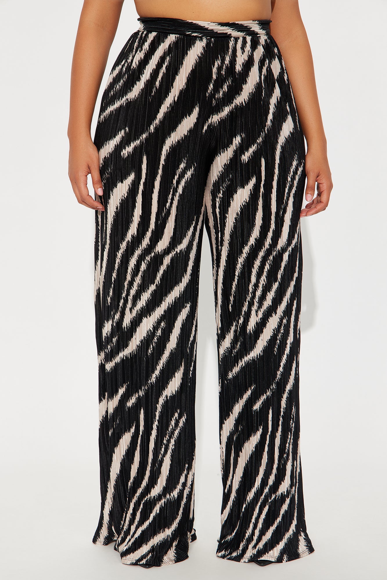 In The Tropics Plisse Wide Leg Pant 33″ - Black/combo