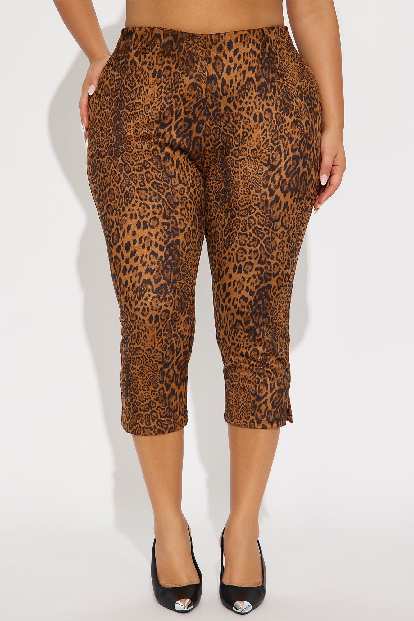 Simply Yours Faux Suede Leopard Capri Pant - Leopard