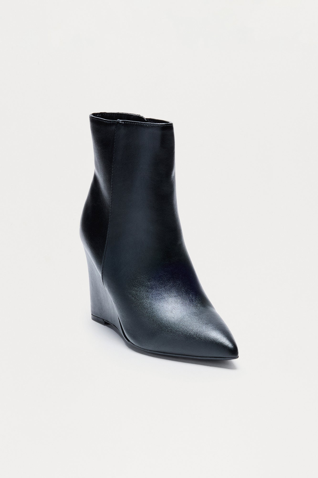 Wisconsin Wedge Booties - Black