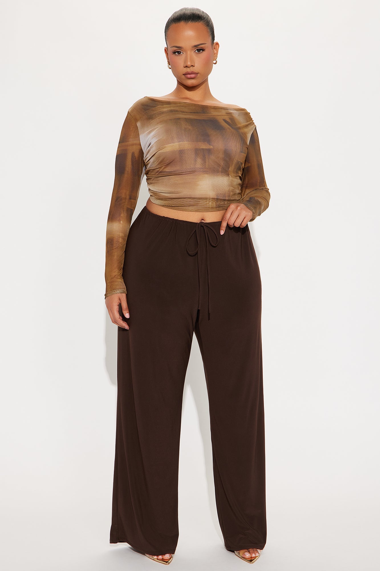 Focused On You Low Rise Wide Leg Pant 32 - Chocolate