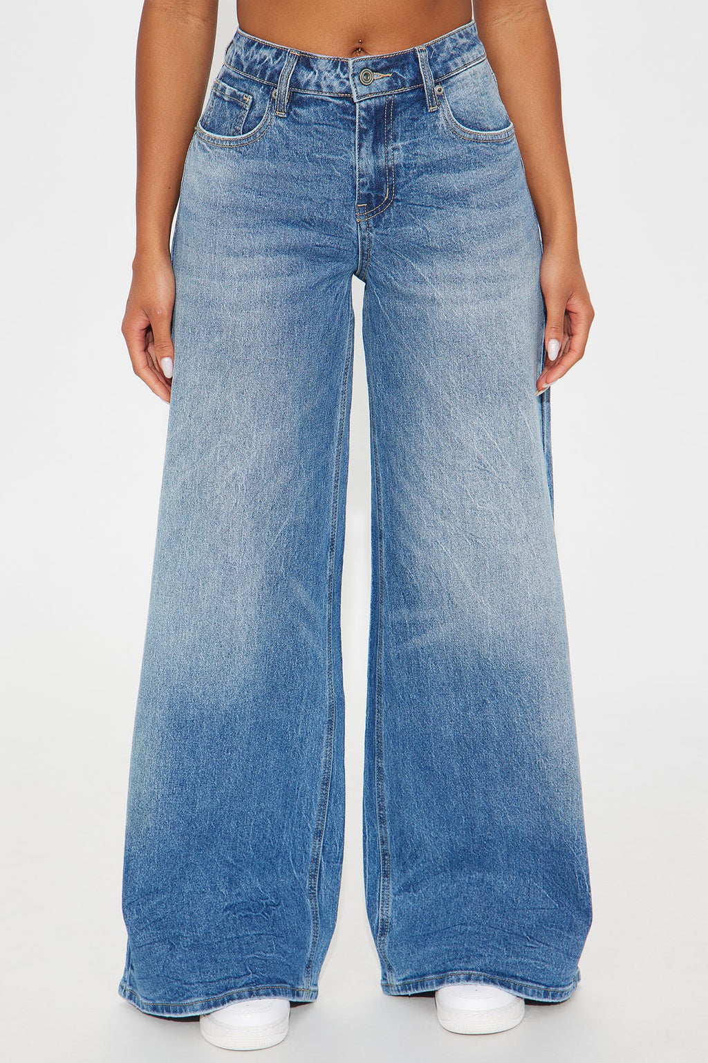 Make A Statement Wide Leg Jeans - Medium Wash