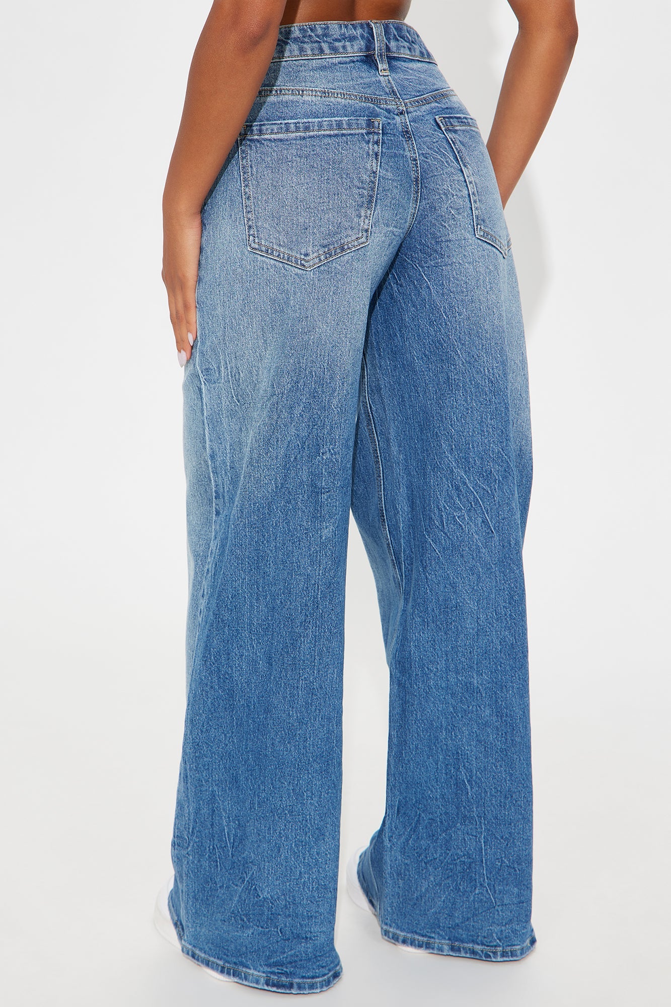 Make A Statement Wide Leg Jeans - Medium Wash