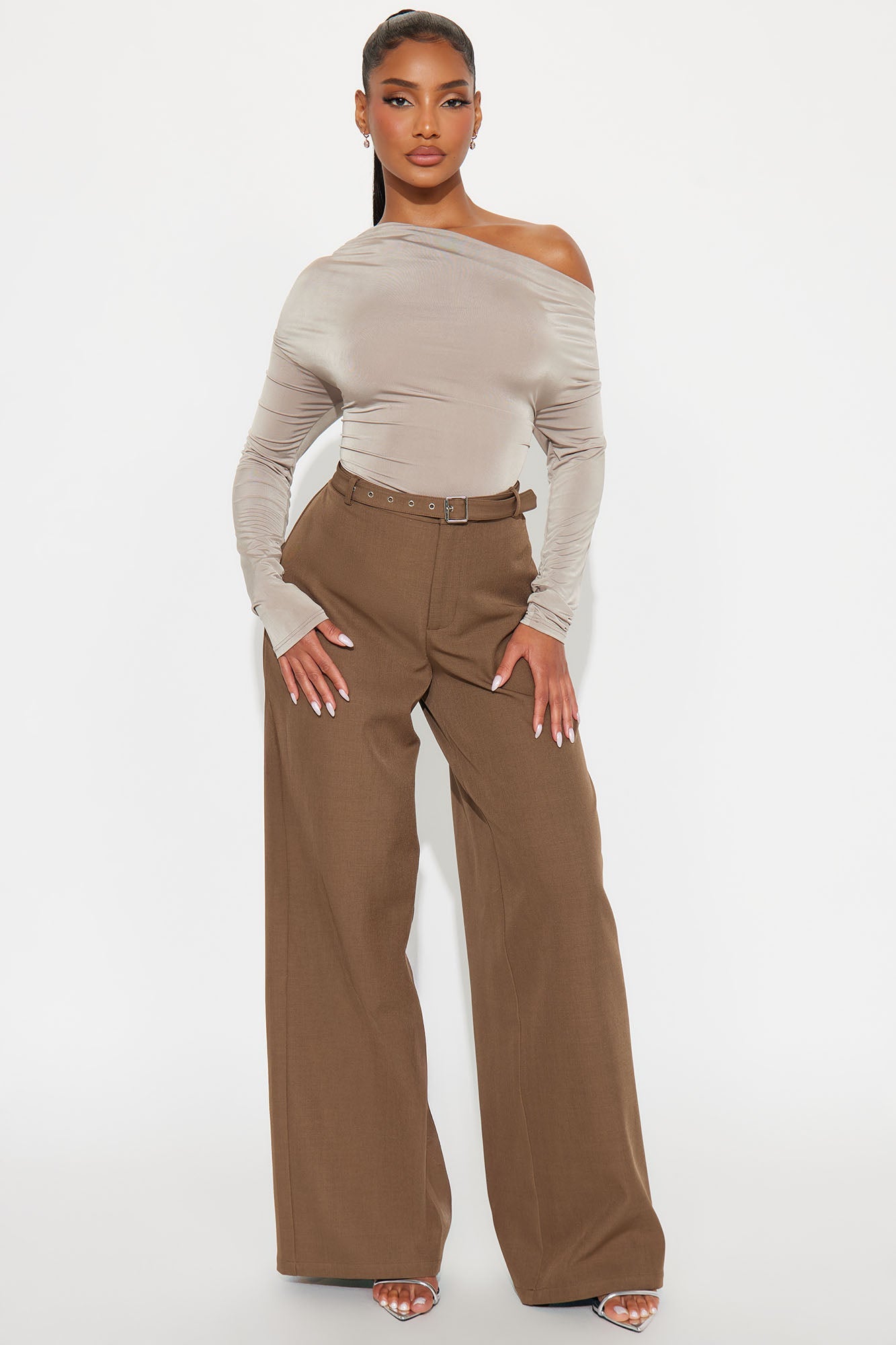 Girls Night Off Shoulder Bodysuit - Mocha