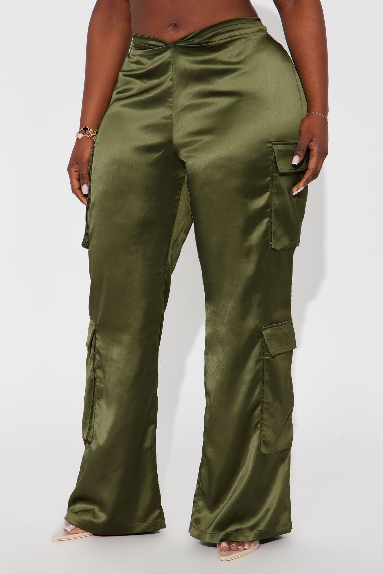 Eliza V Front Satin Straight Leg Pant 33″ - Olive
