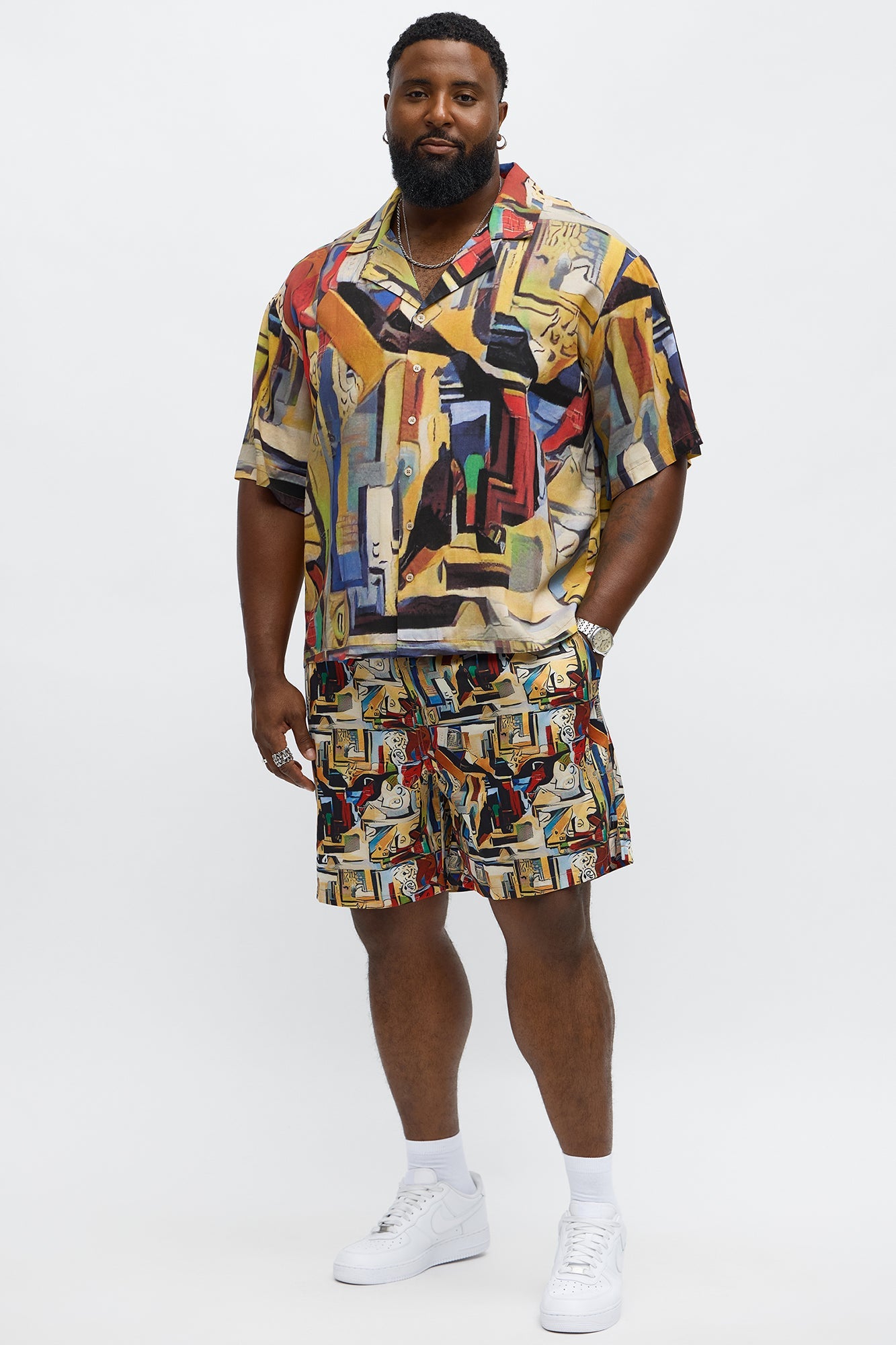 Relaxed Picasso A La Hummingbird  Shorts - Multi Color