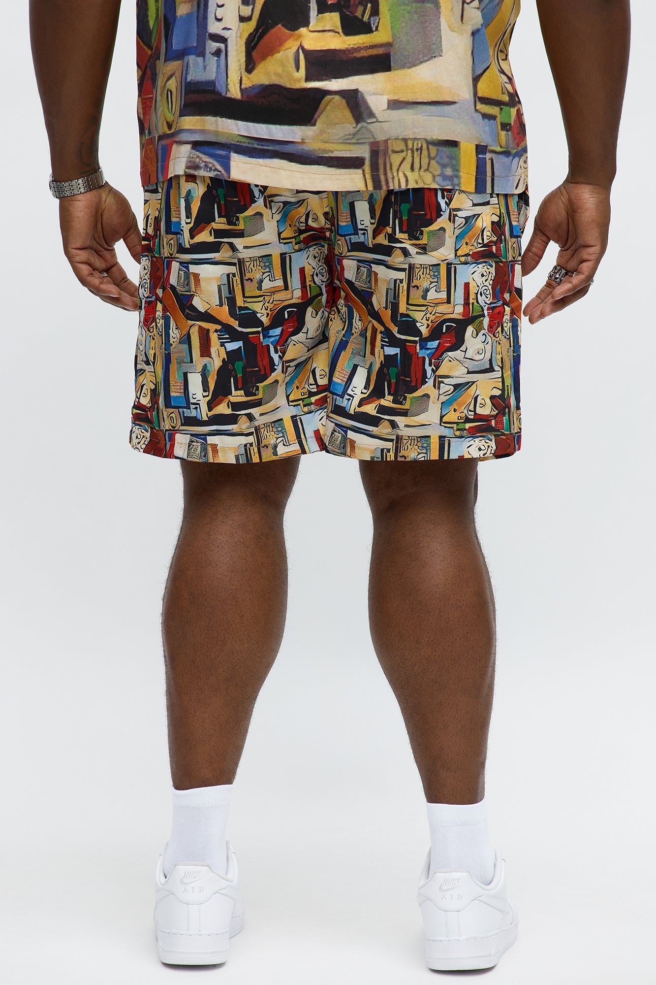 Relaxed Picasso A La Hummingbird  Shorts - Multi Color