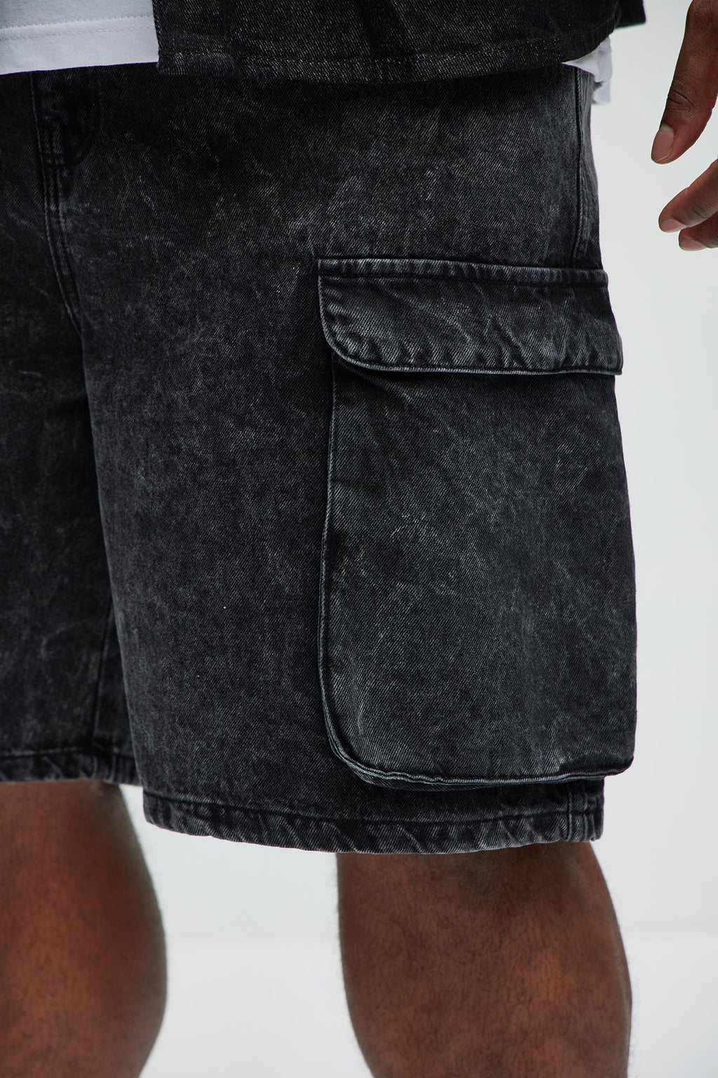 Clover Relaxed Shorts - Black