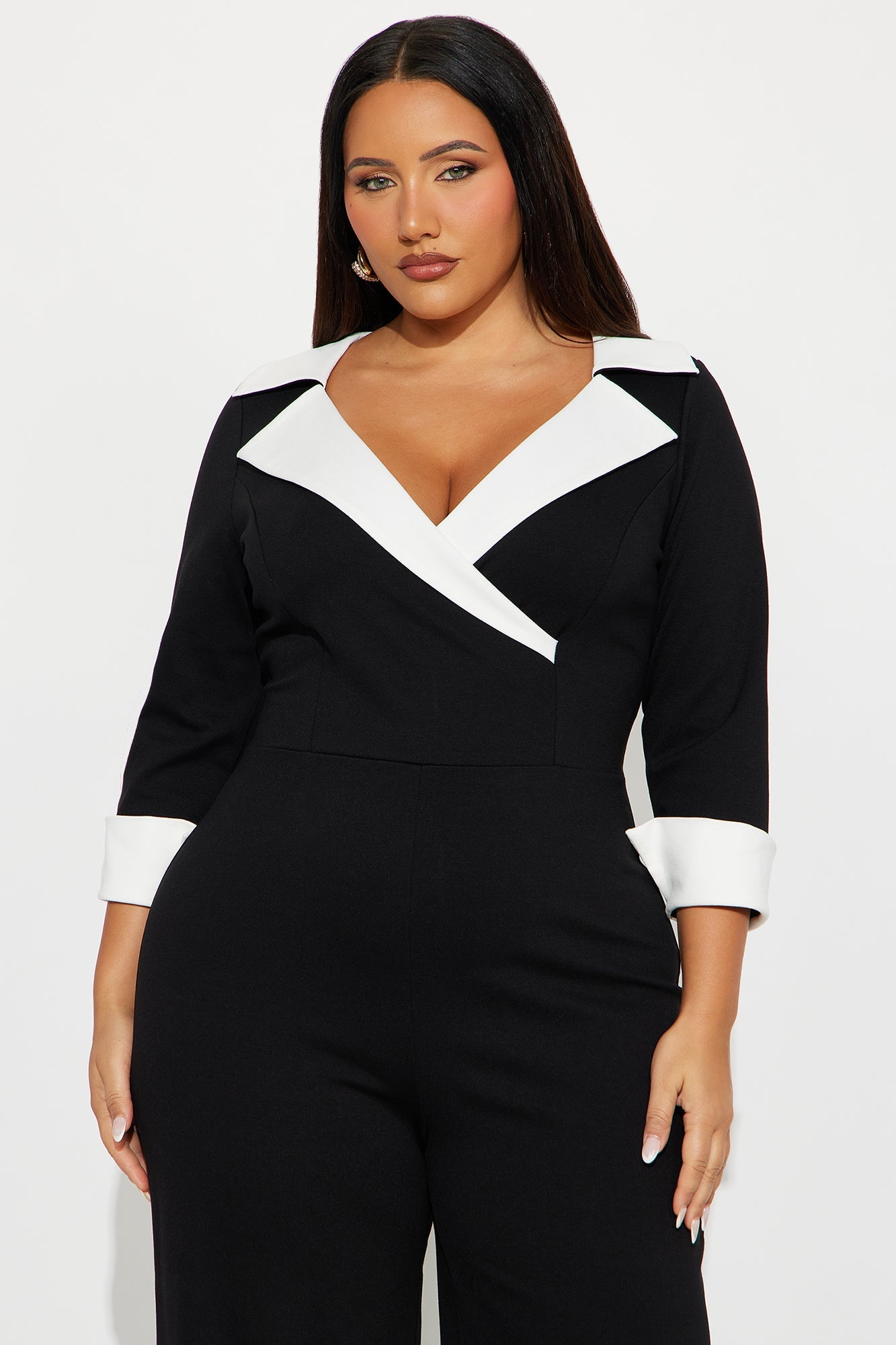 Making Moves Collared Jumpsuit - Black