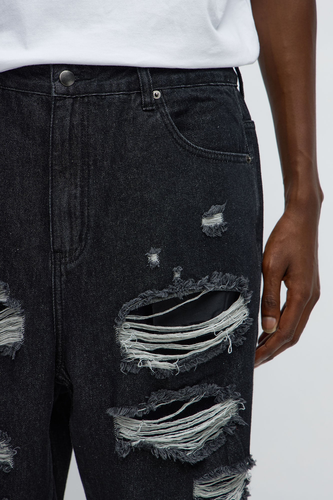 Baggy Shred Destructed Jean - Black Wash