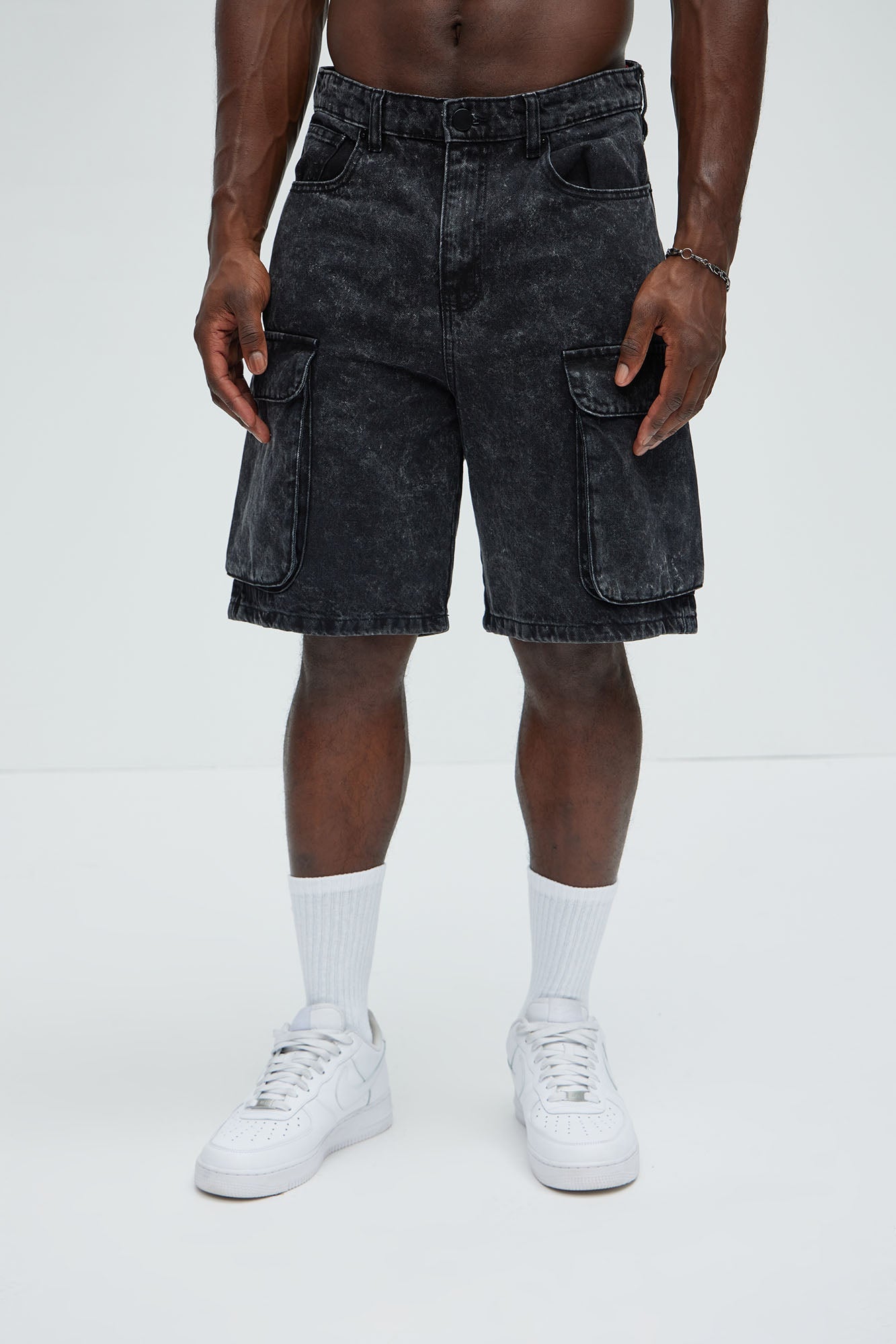 Clover Relaxed Shorts - Black