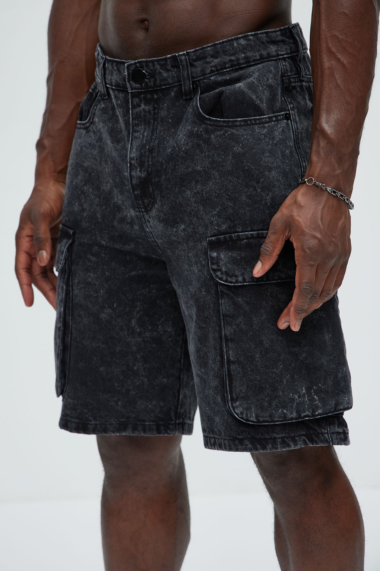 Clover Relaxed Shorts - Black