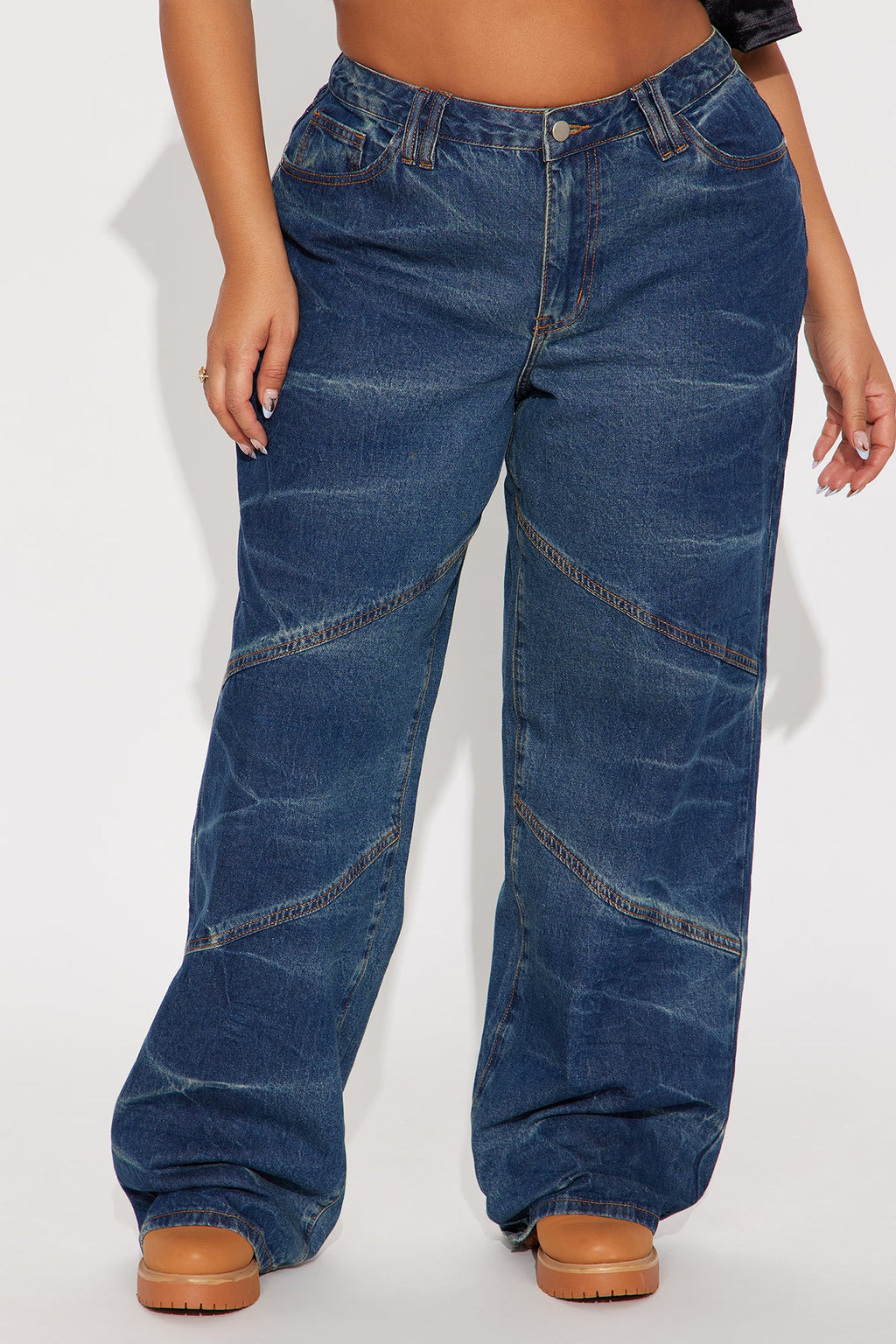 Ocean Eyes Seaming Straight Leg Jeans - Medium Wash