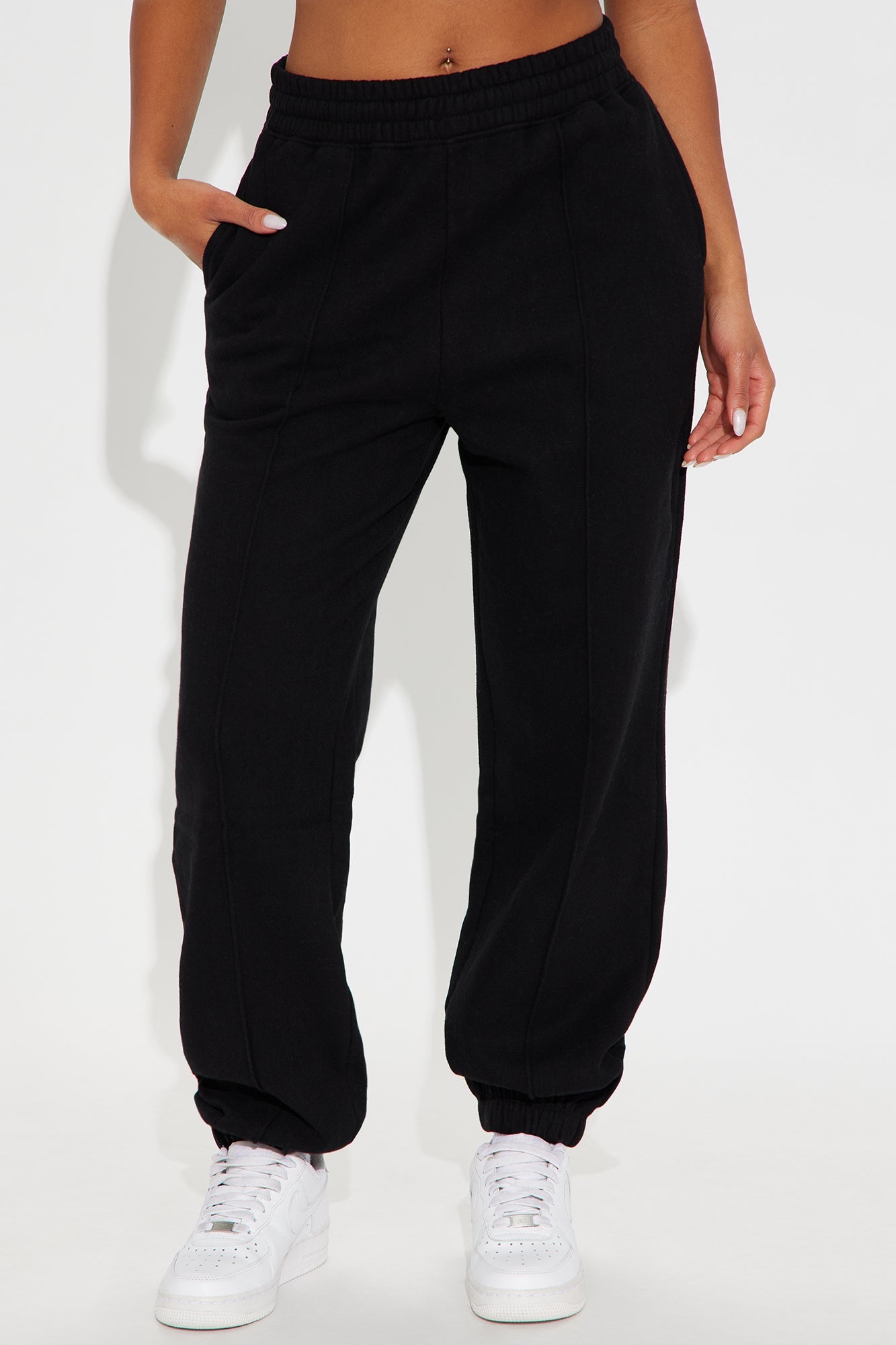 Defined Comfort Fleece Jogger - Black