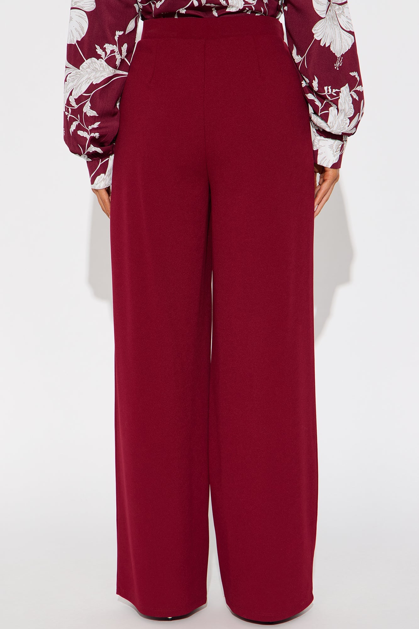 Innocent Promise Crepe Knit Wide Leg Pant 31 - Wine 