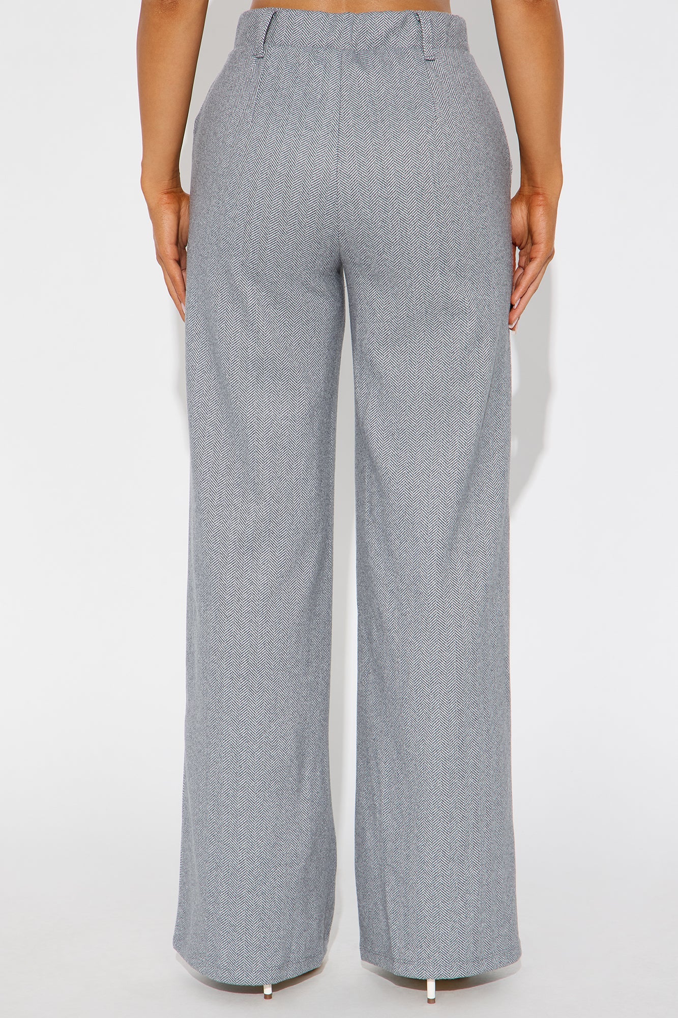 Marlena High Rise Wide Leg Pant 33 - Grey