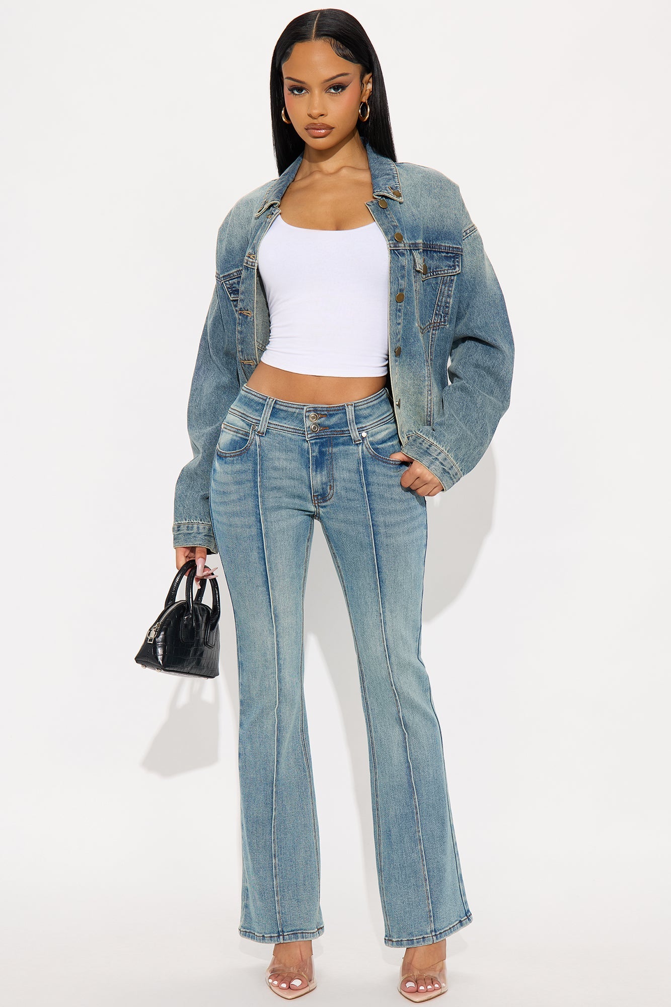 Petite Lisbon Low Rise Pintuck Flare Jeans - Medium Wash